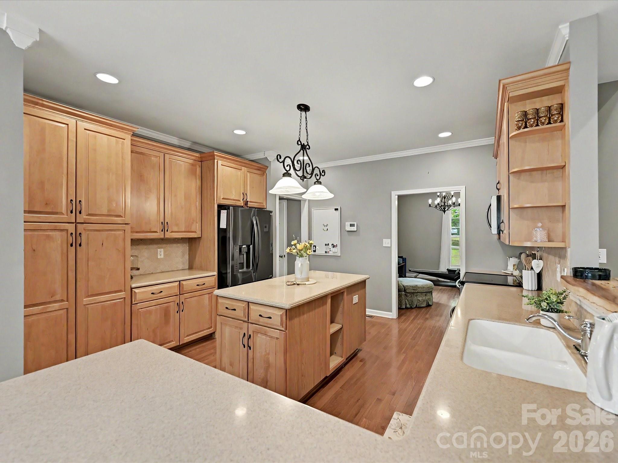 8729 Riverwood Road — Terrell