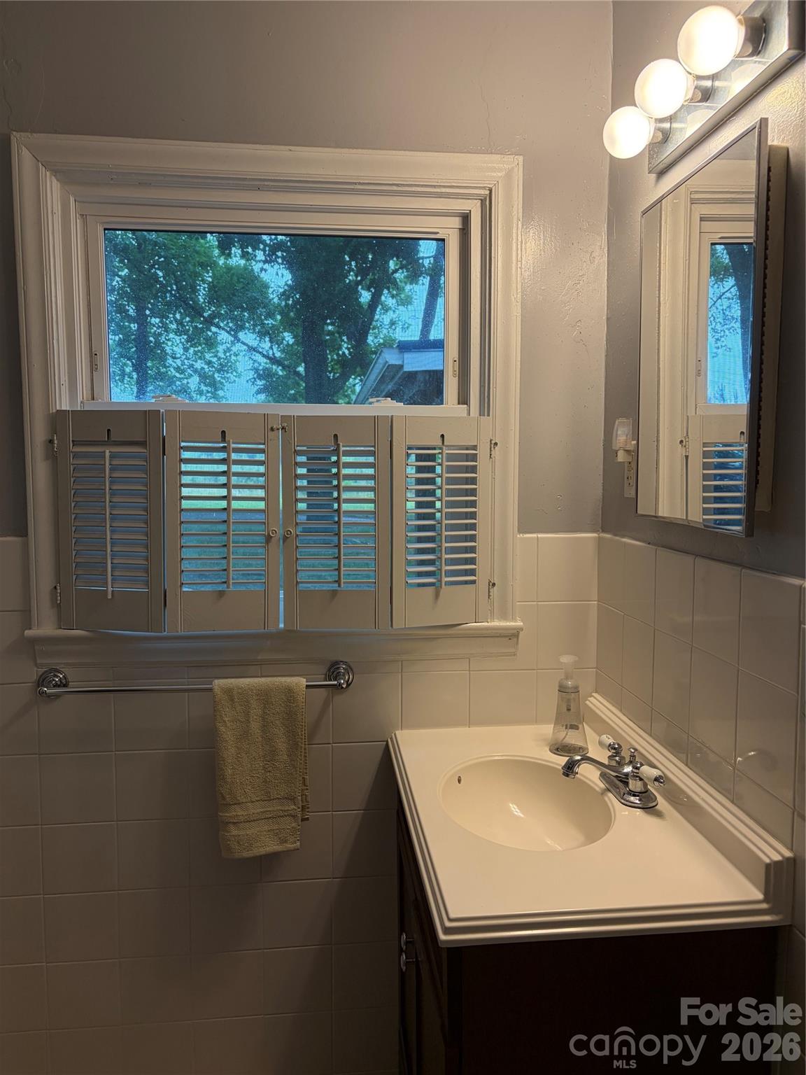447 Elam Road — Lawndale