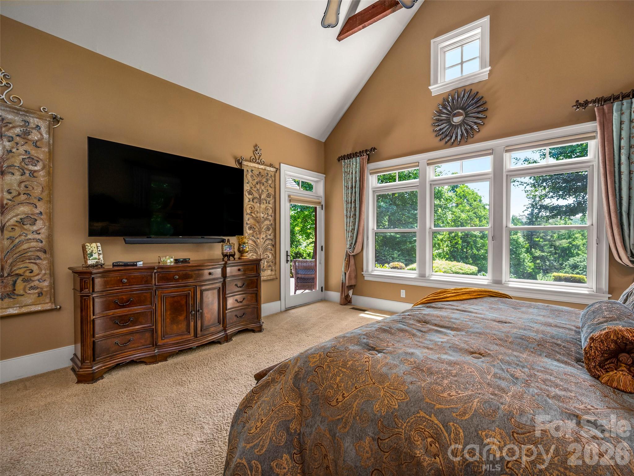 161 Chattooga Run — Hendersonville