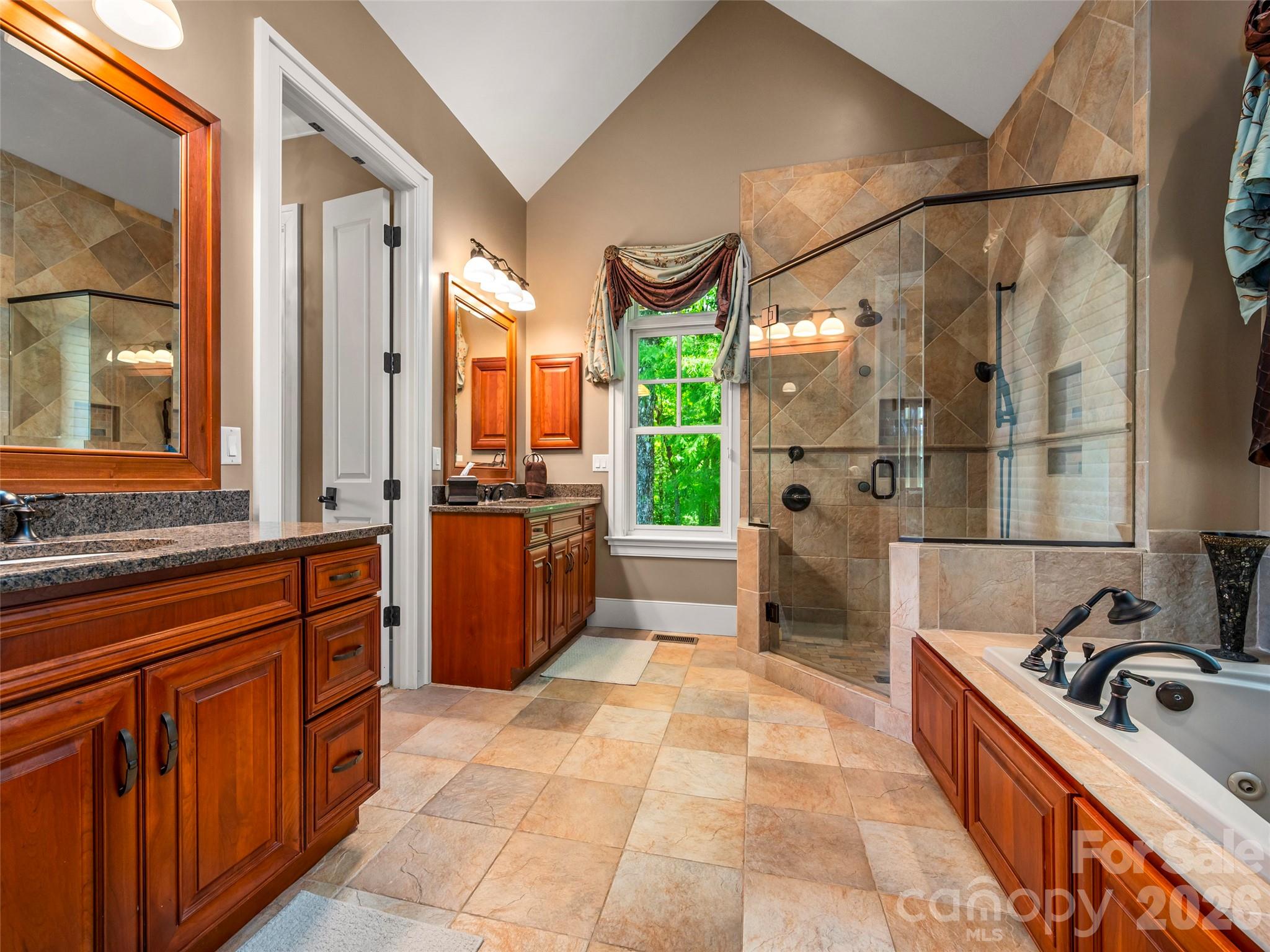 161 Chattooga Run — Hendersonville