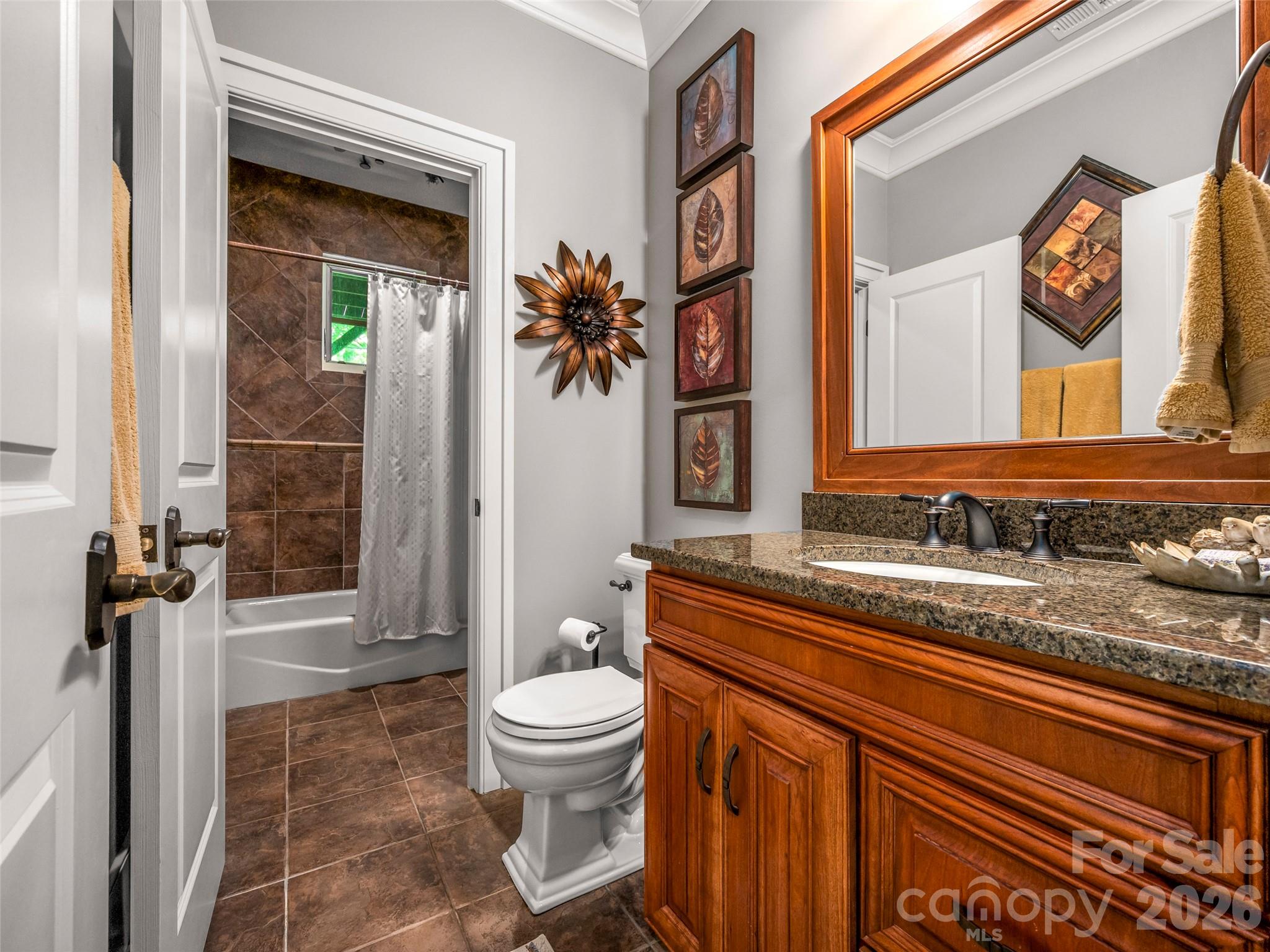 161 Chattooga Run — Hendersonville
