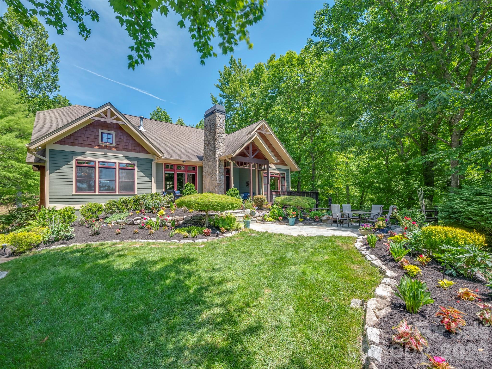 161 Chattooga Run — Hendersonville