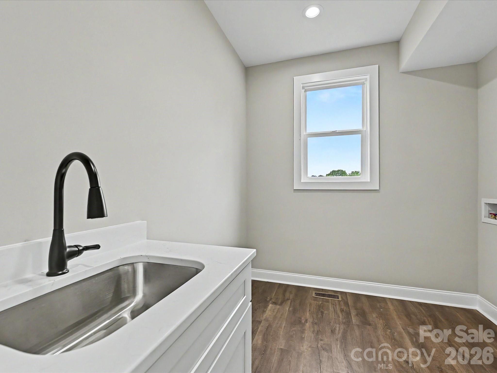 159 Lone Pine Road — Statesville