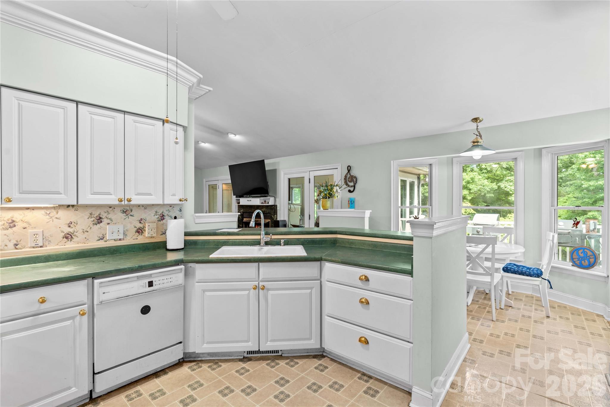 711 Spring Pointe Drive — Stony Point