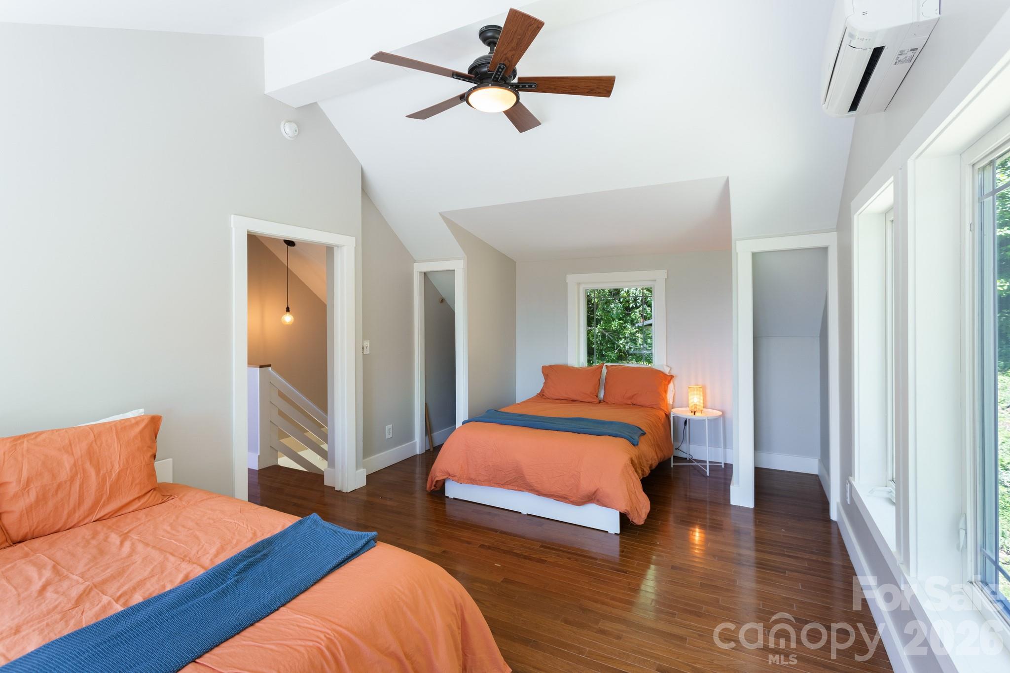 1621 Upward Way — Waynesville