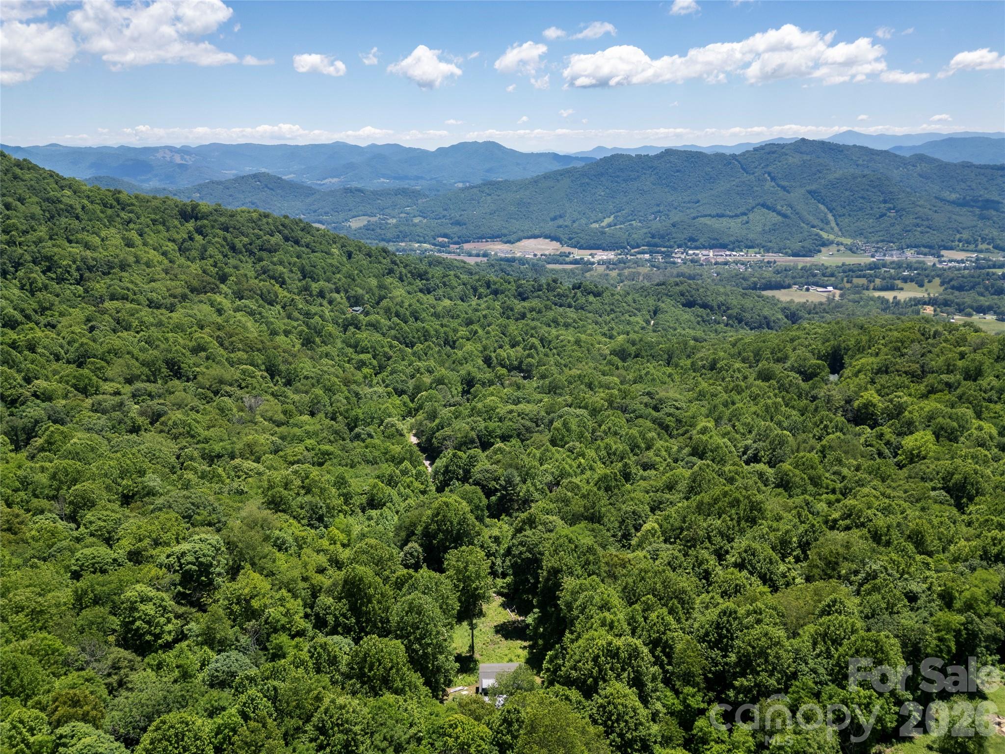 1621 Upward Way — Waynesville
