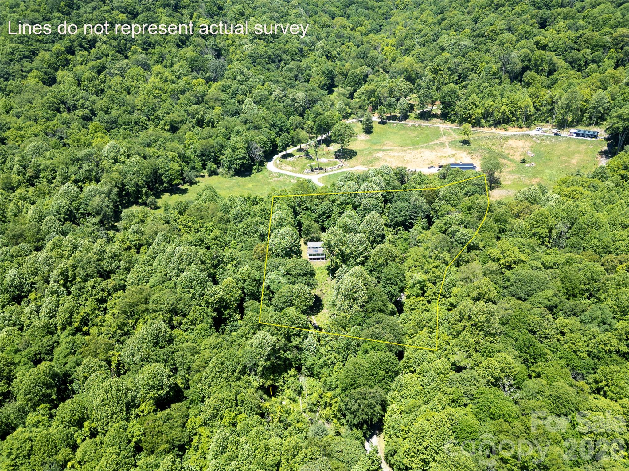 1621 Upward Way — Waynesville