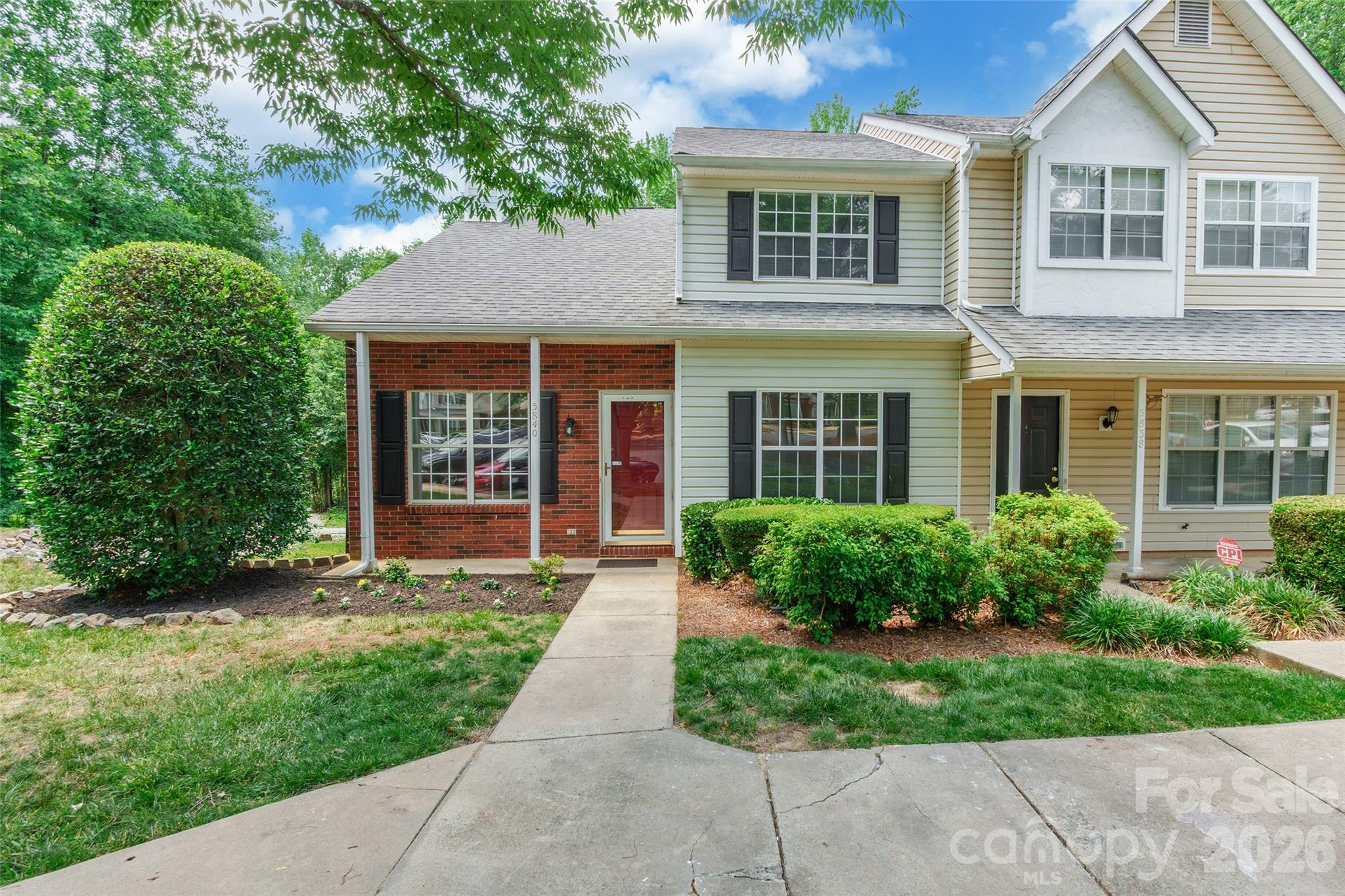 5840 Prescott Court — Charlotte