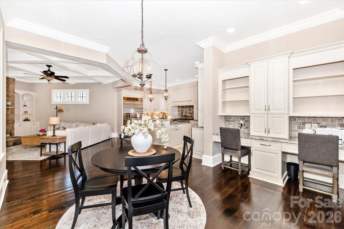 8100 Skye Lochs Drive — Waxhaw