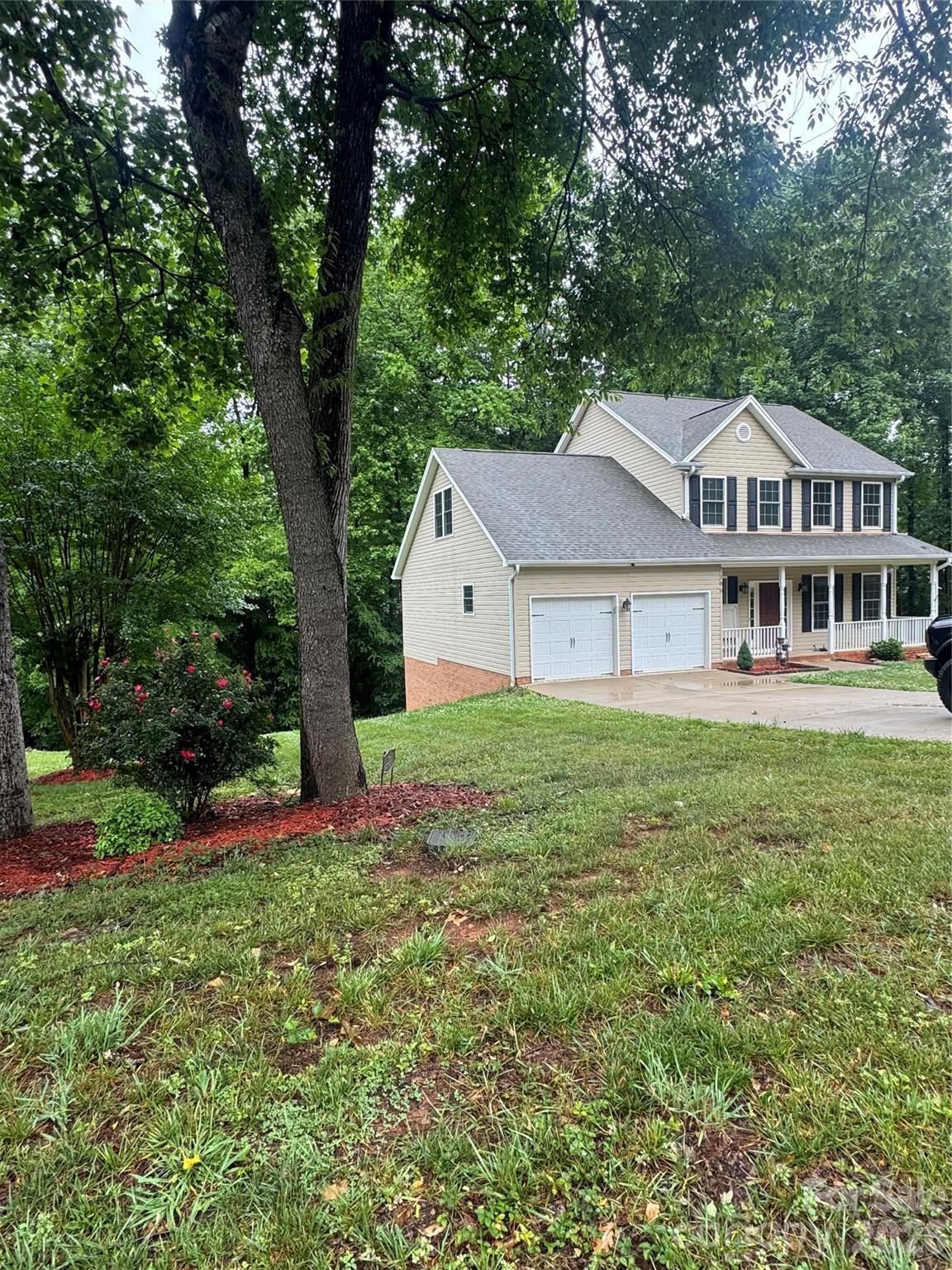 190 Meadow Glen Drive — Troutman