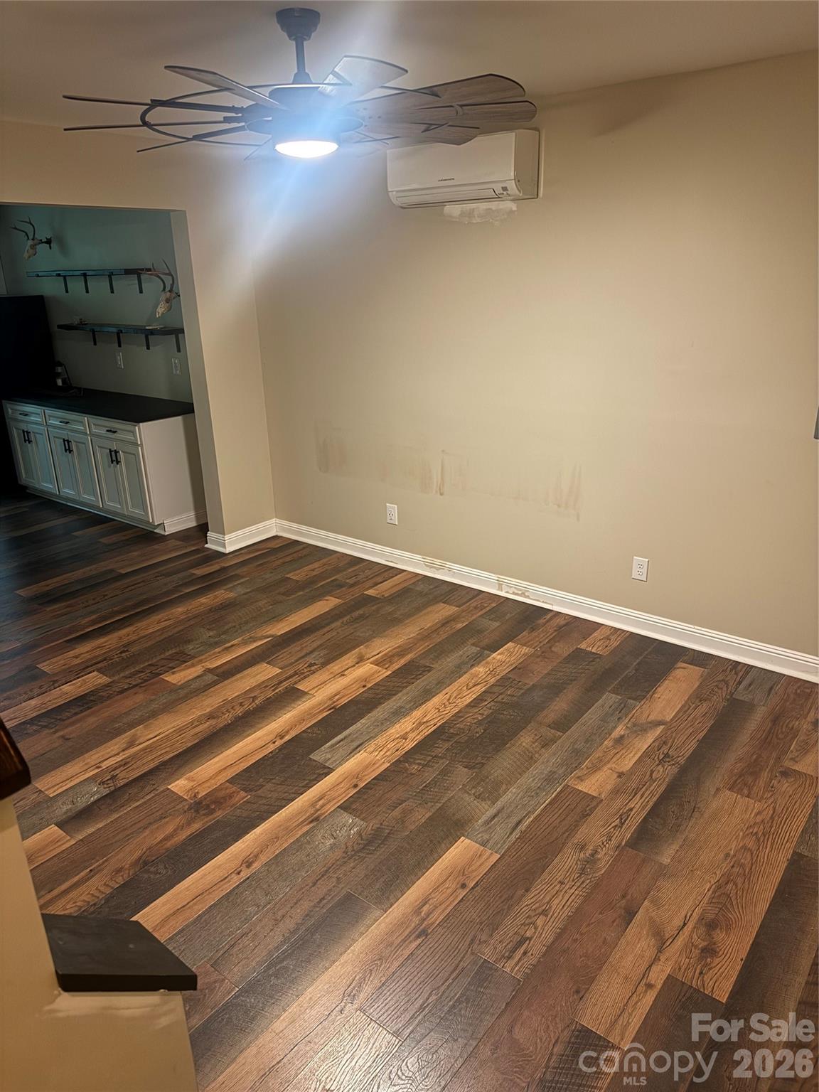 190 Meadow Glen Drive — Troutman