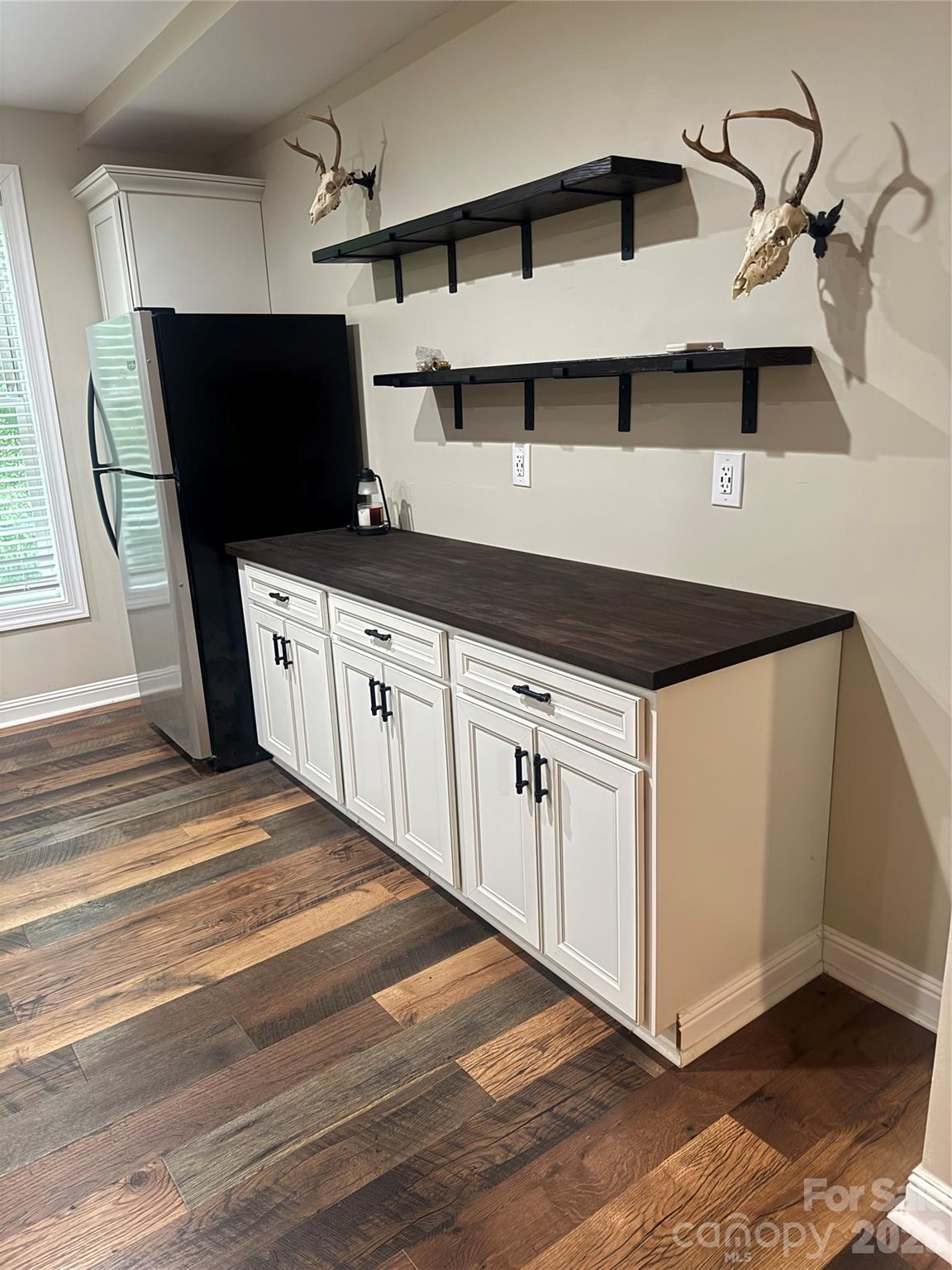 190 Meadow Glen Drive — Troutman