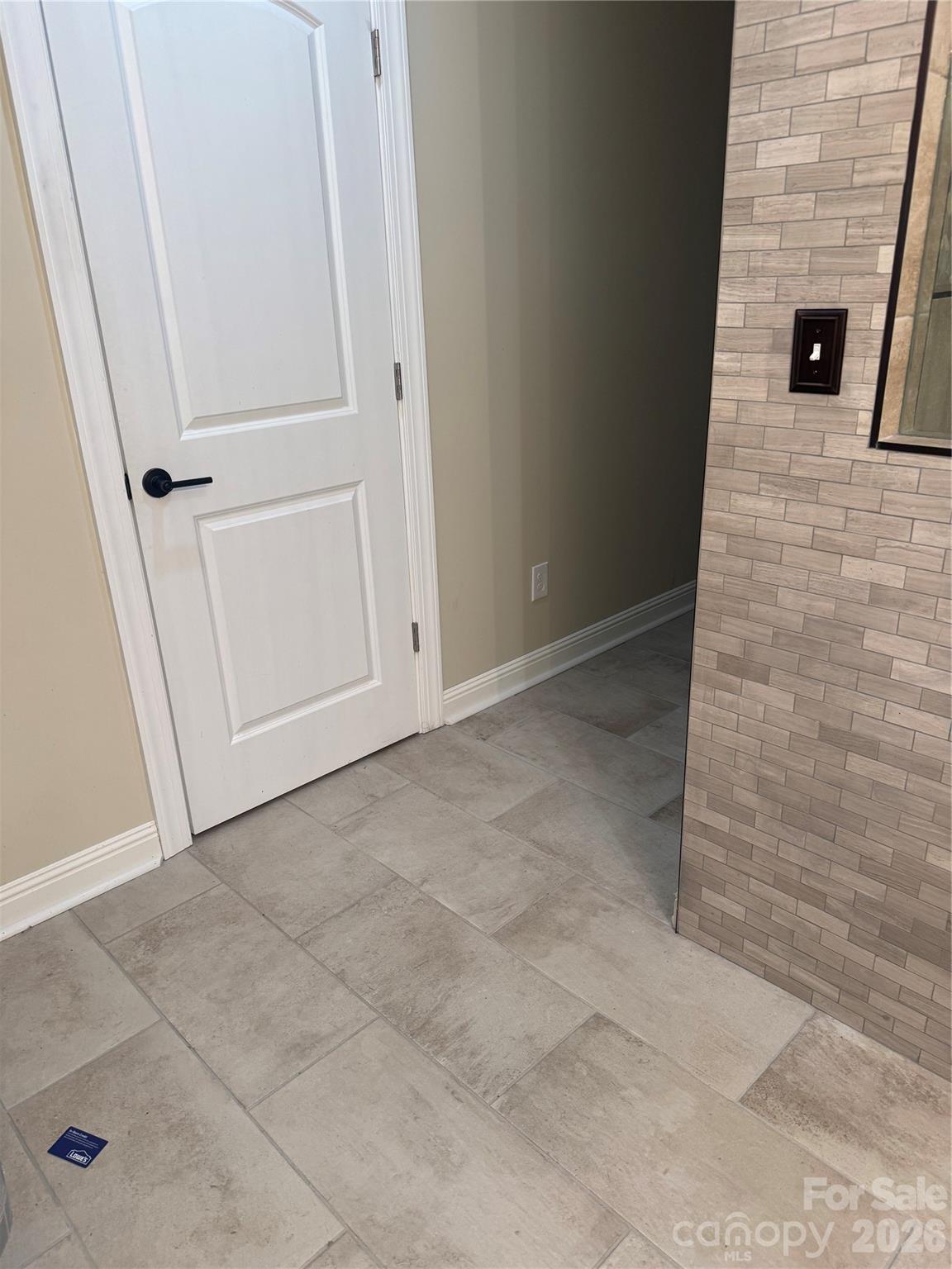 190 Meadow Glen Drive — Troutman