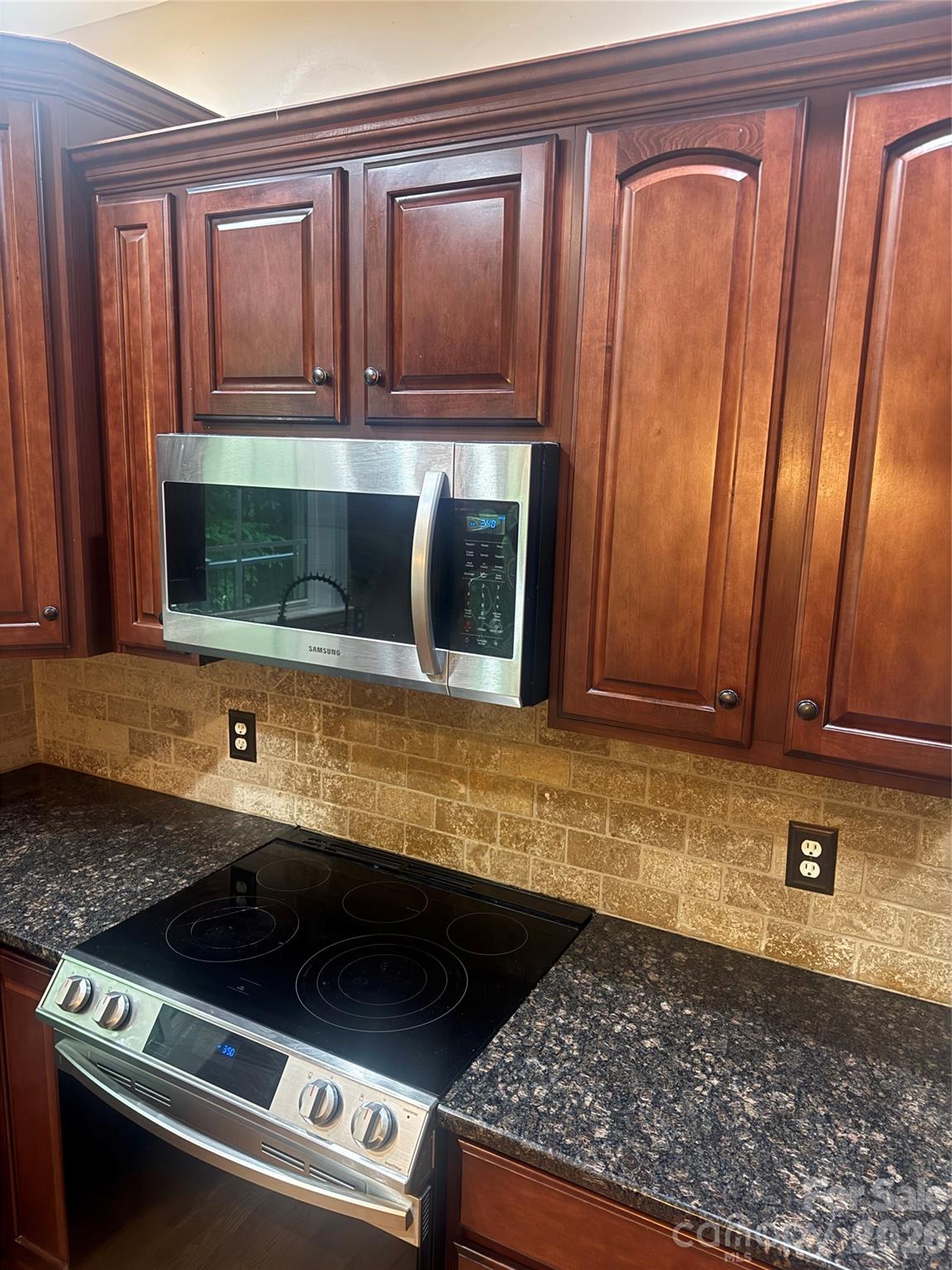190 Meadow Glen Drive — Troutman