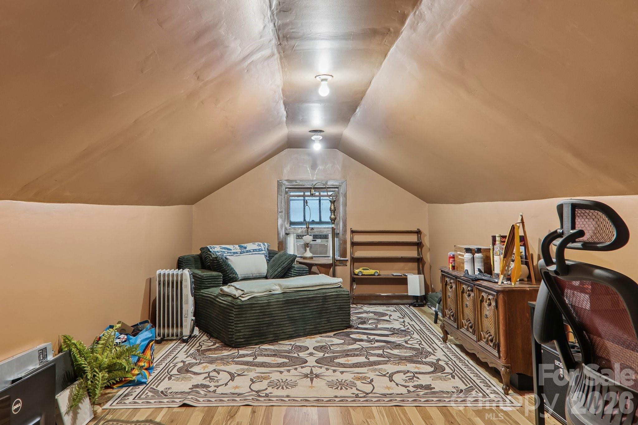 1157 S Main Street — Waynesville