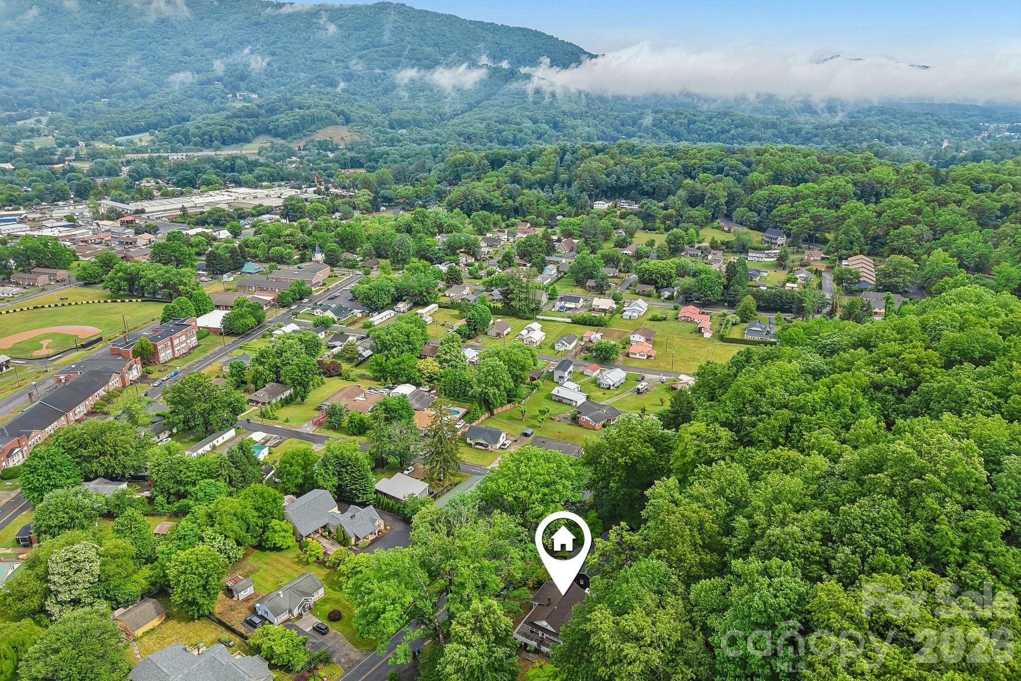 1157 S Main Street — Waynesville