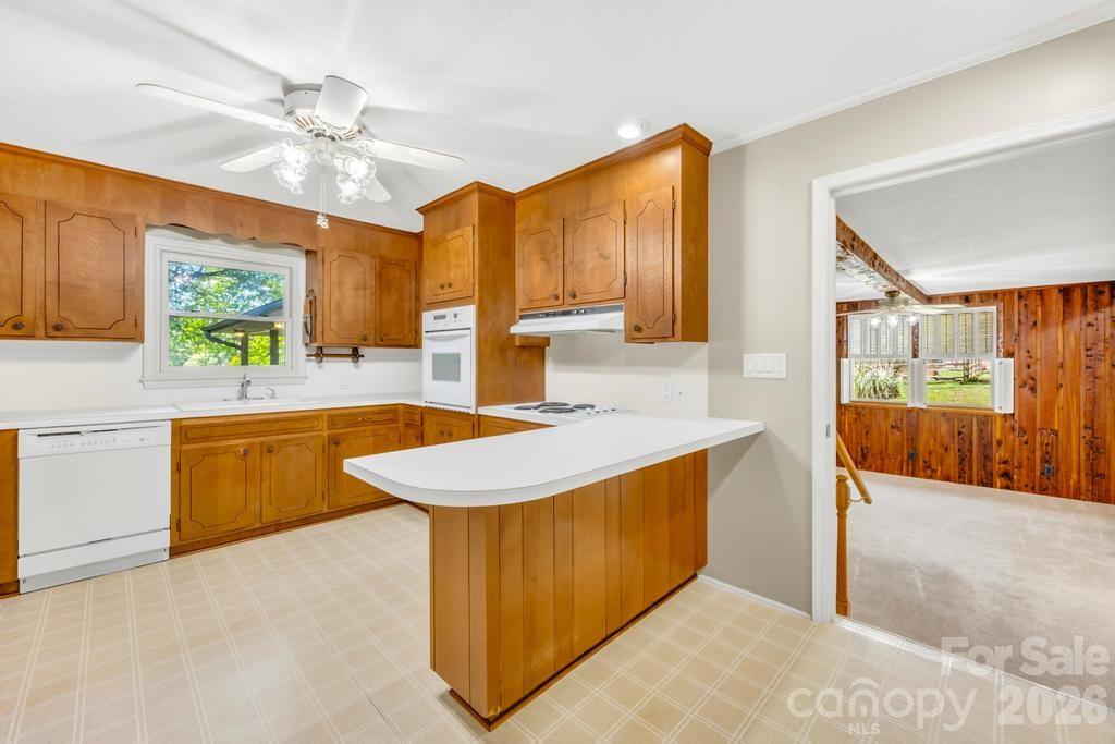 406 Kistler Farm Road — Mooresville