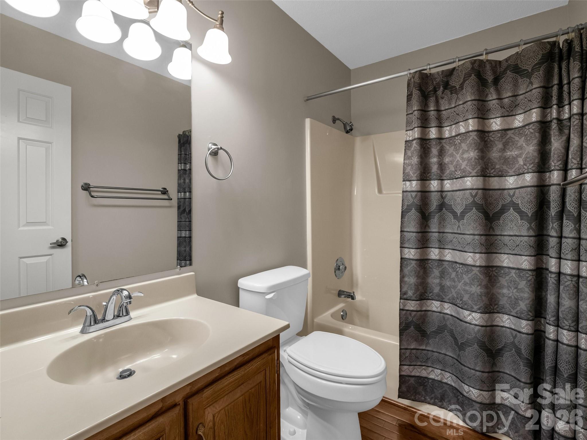 525 Maren Court — Hendersonville