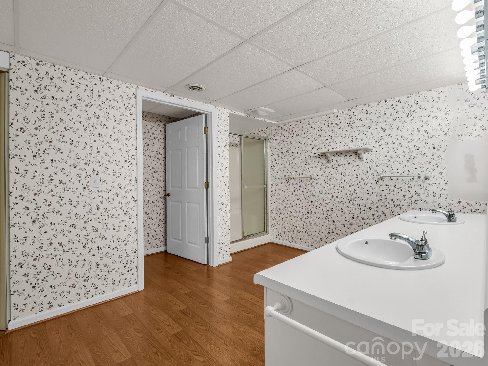 525 Maren Court — Hendersonville