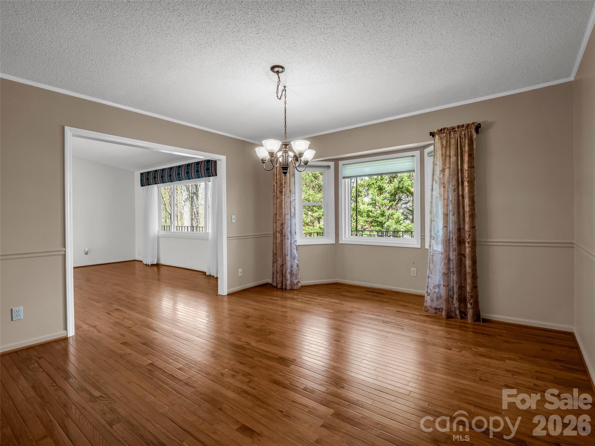 525 Maren Court — Hendersonville