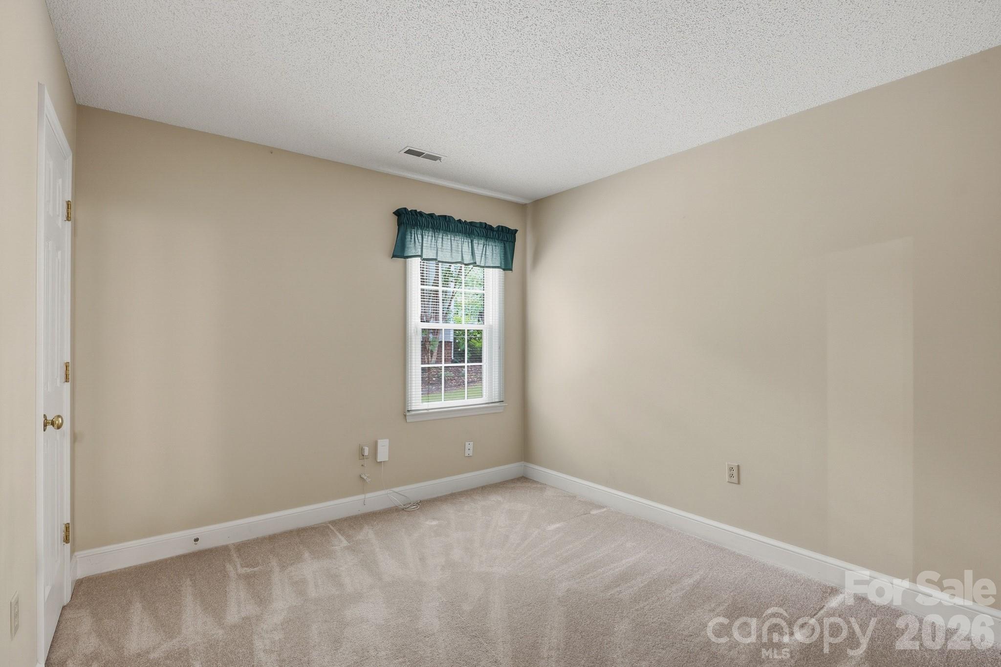 9232 Hemingford Court — Charlotte