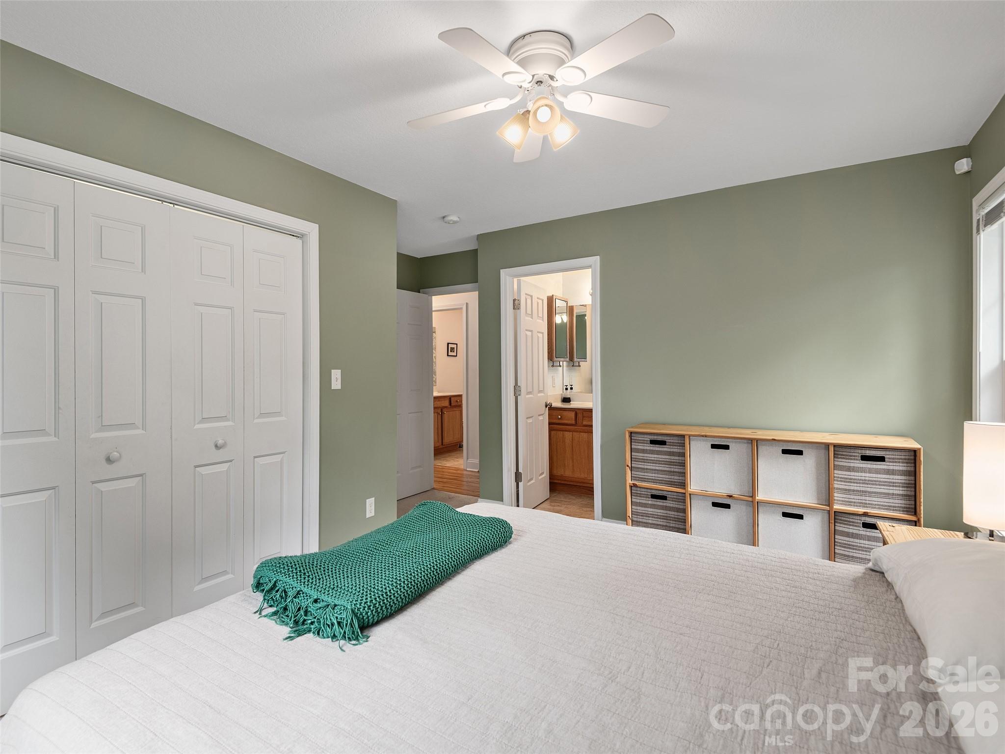 64 Springside Road — Asheville