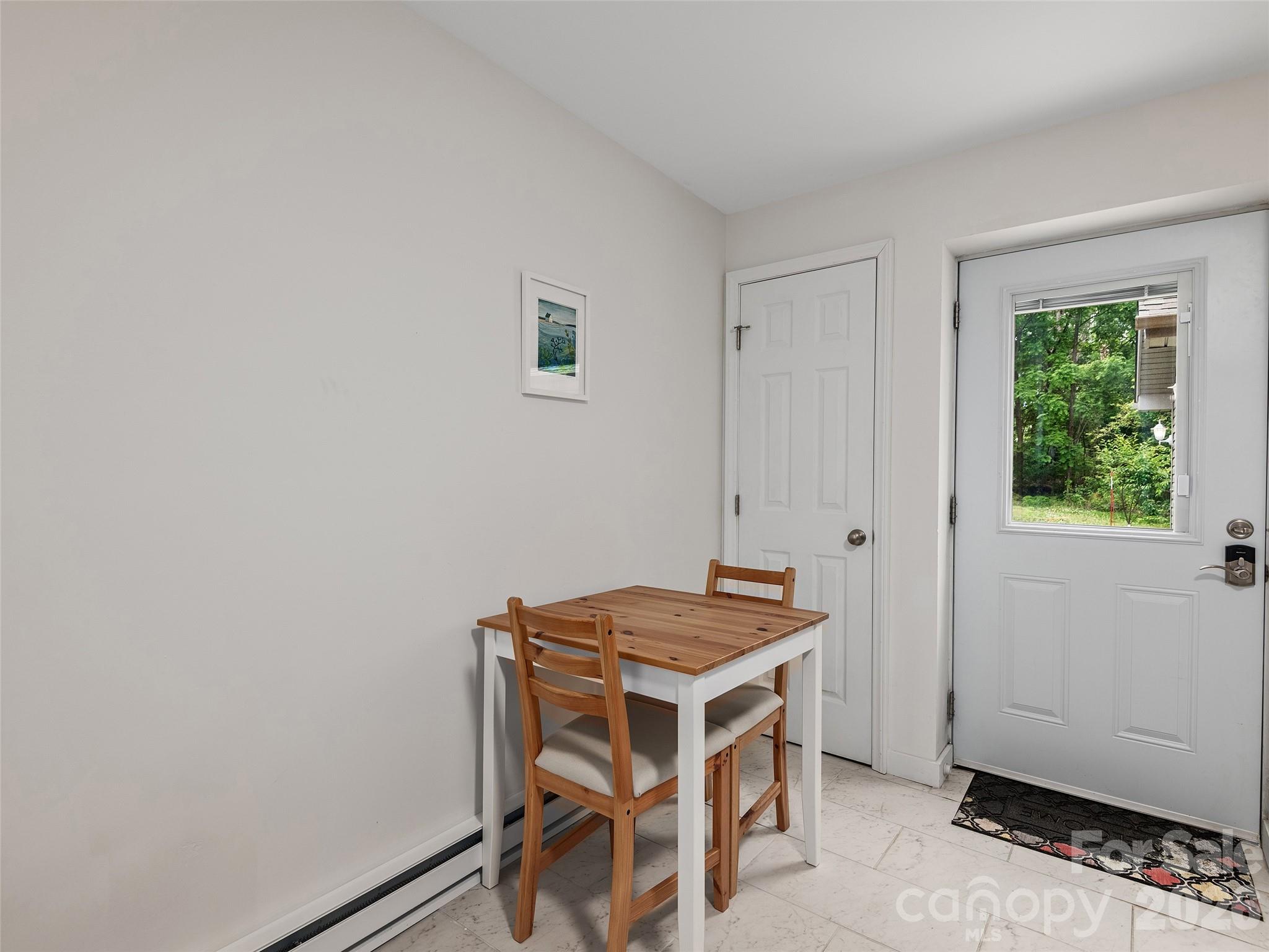 64 Springside Road — Asheville