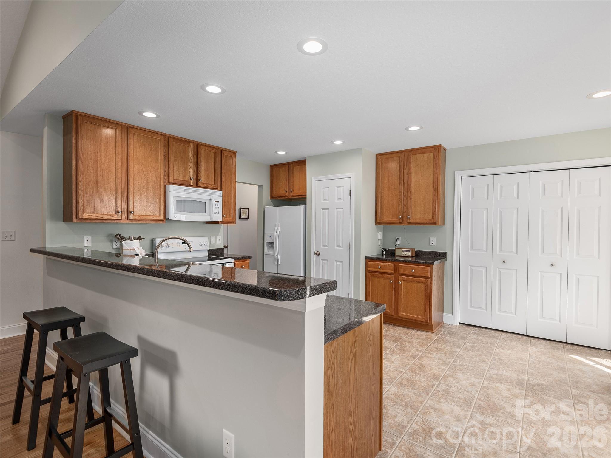 64 Springside Road — Asheville
