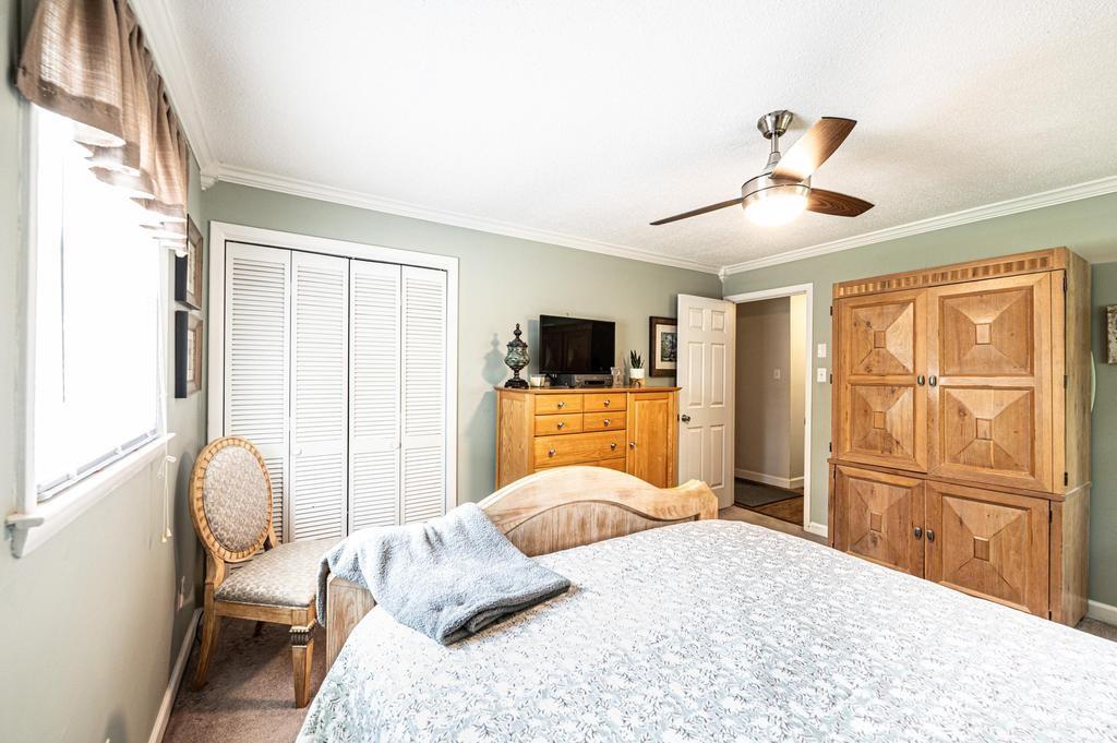 2651 31st Street Court NE — Hickory