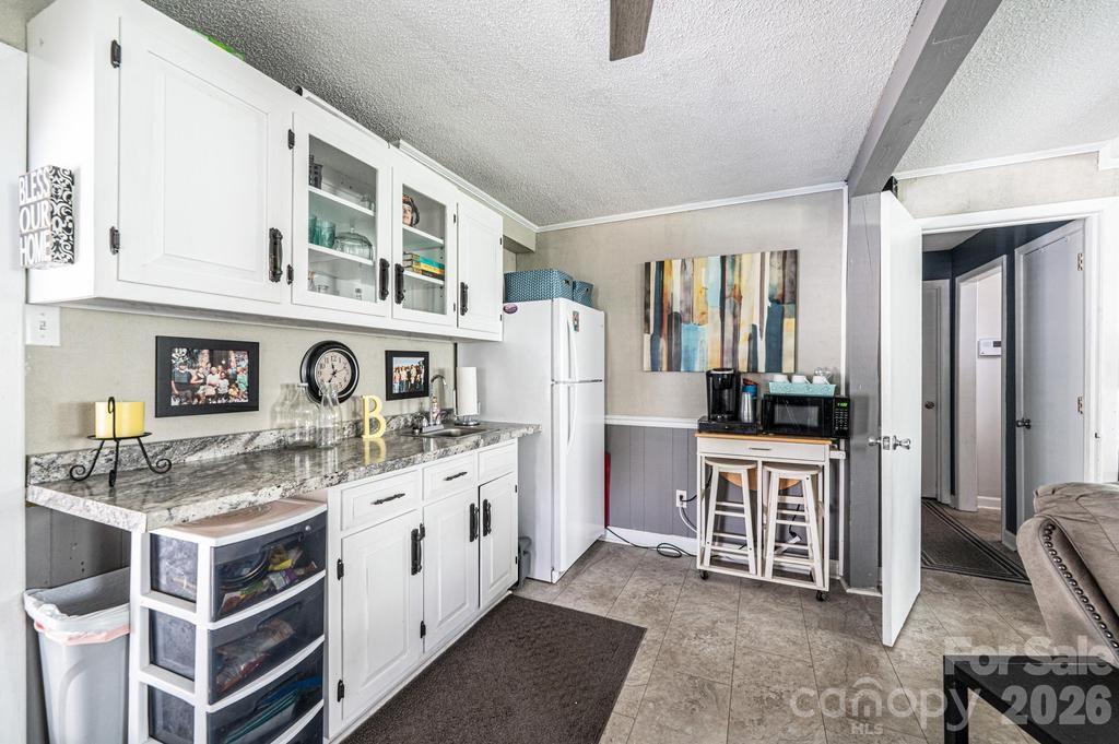 2651 31st Street Court NE — Hickory