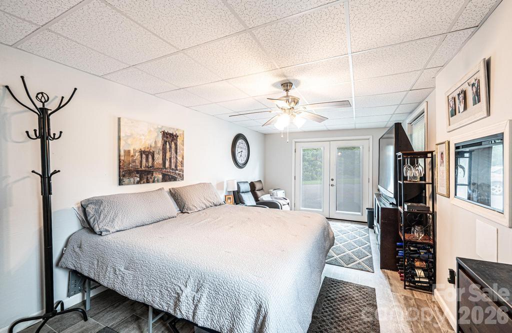 2651 31st Street Court NE — Hickory