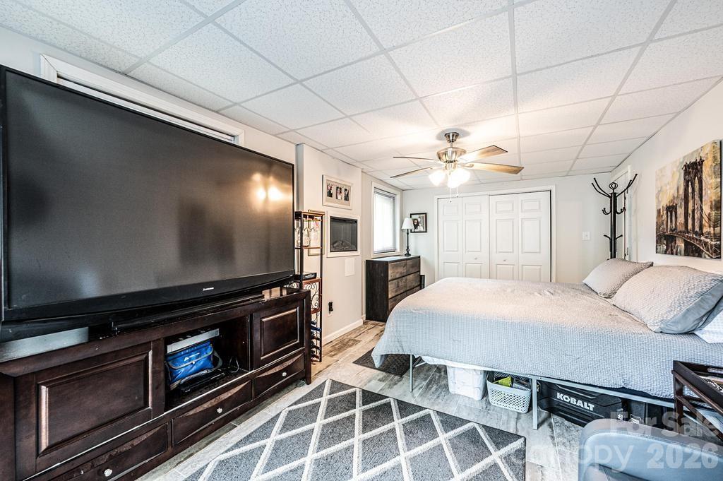 2651 31st Street Court NE — Hickory