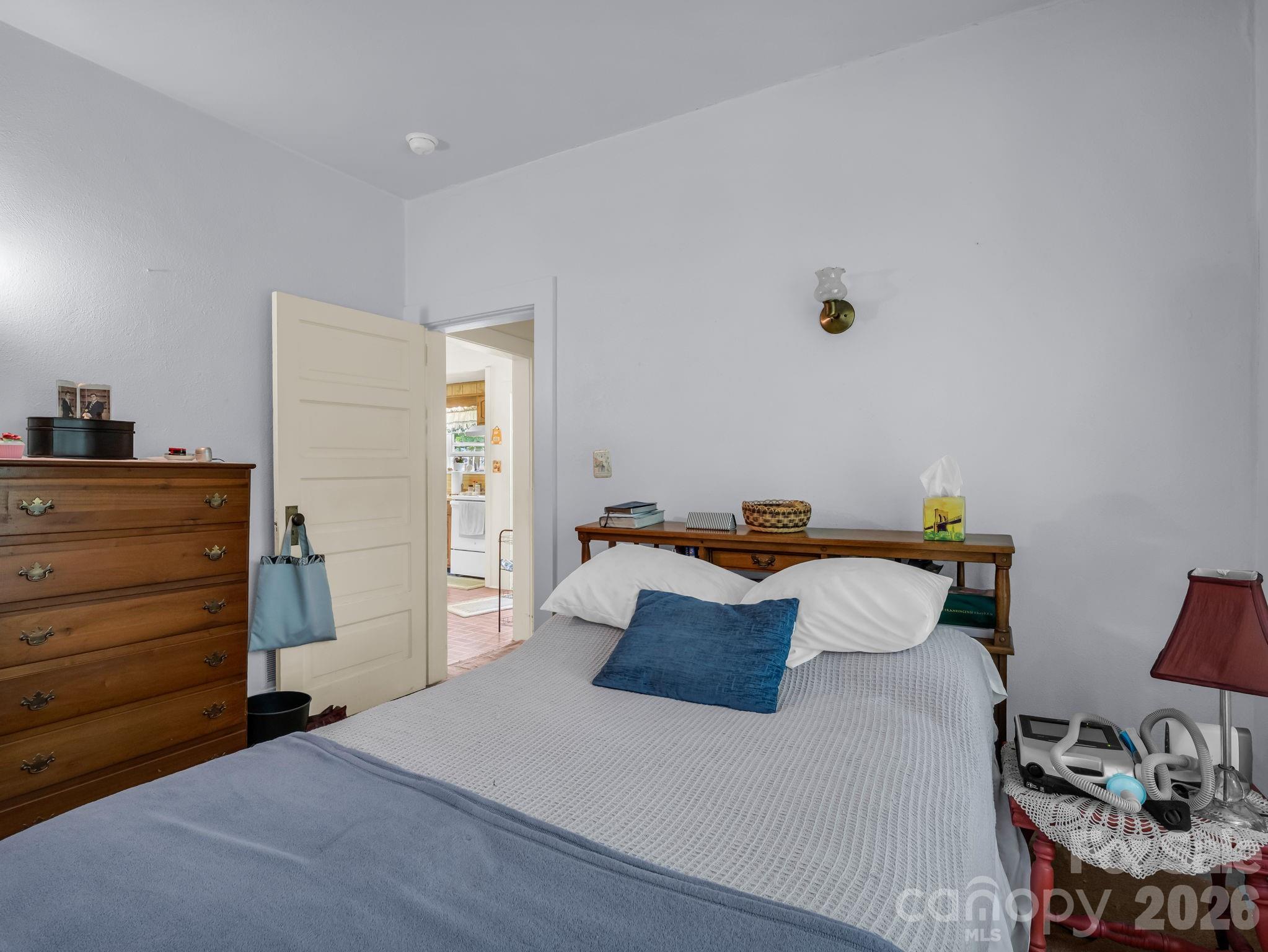 813 Montreat Road — Black Mountain