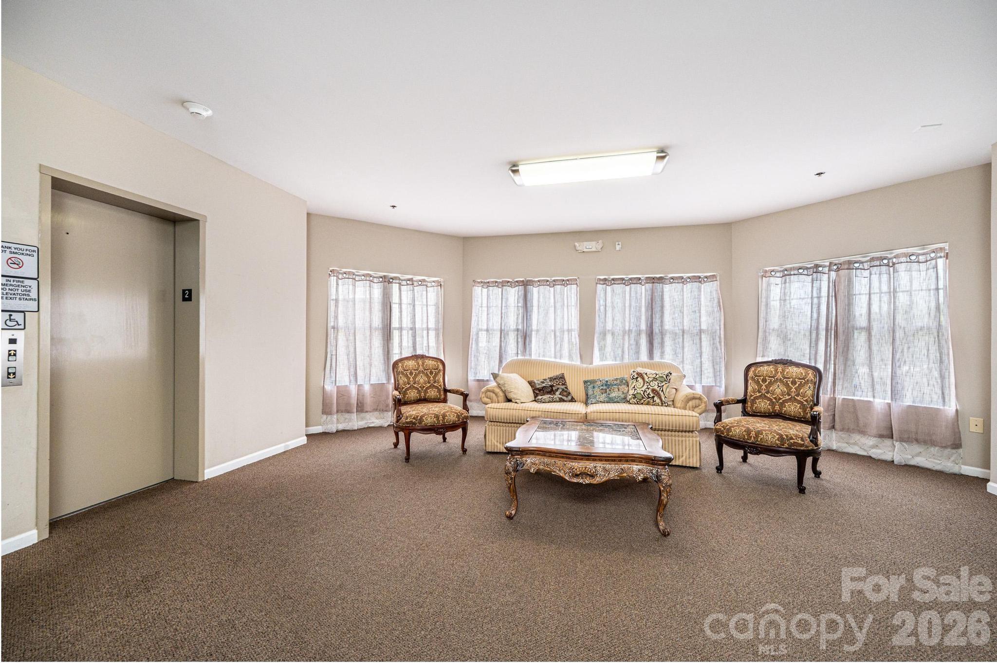 1410 4th Street Drive NW #201 — Hickory