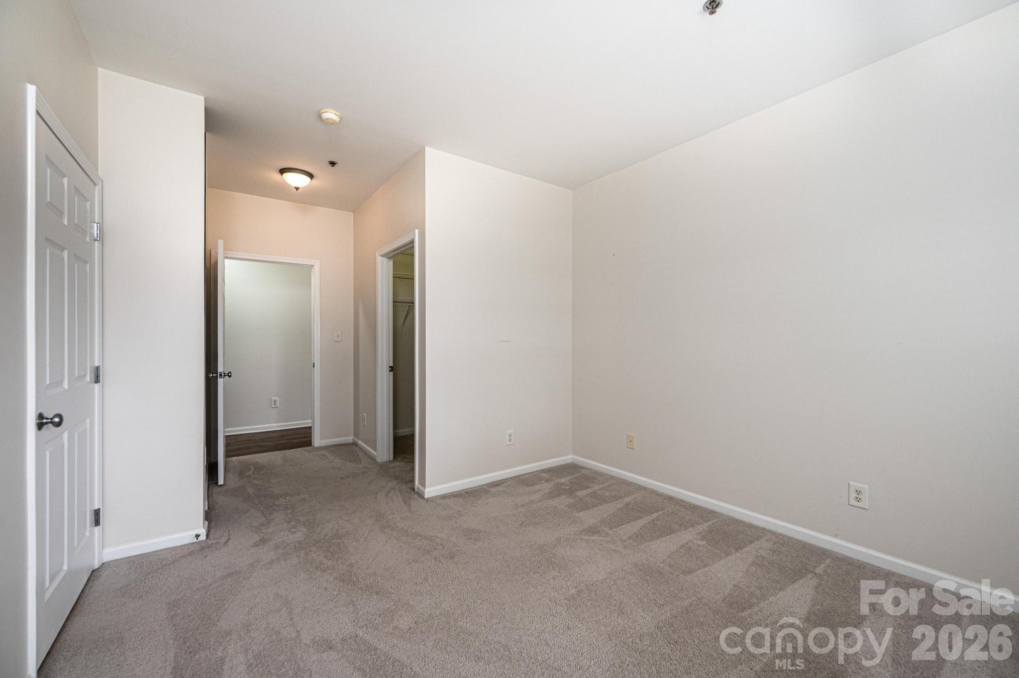 1410 4th Street Drive NW #201 — Hickory