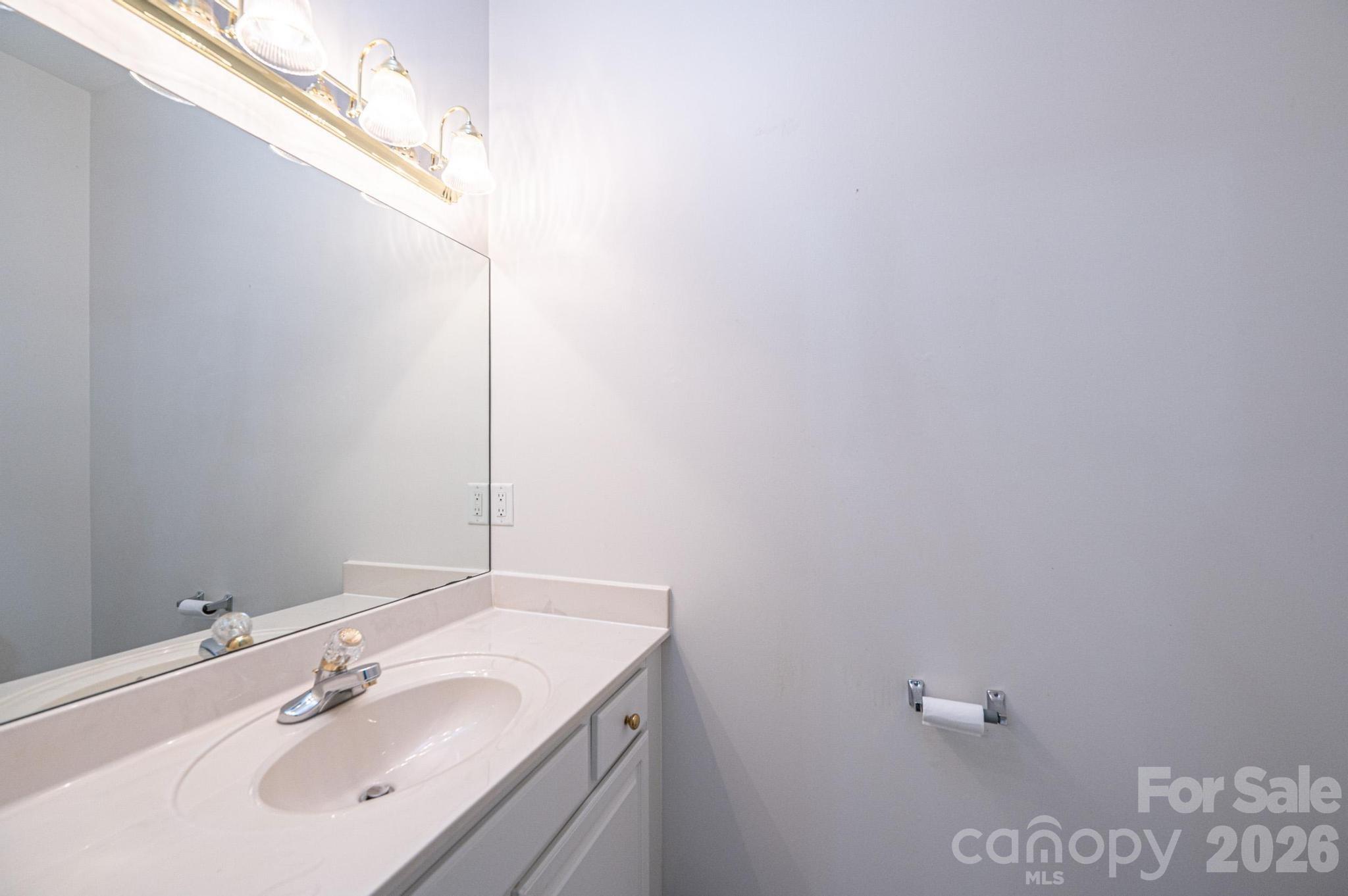 1410 4th Street Drive NW #201 — Hickory
