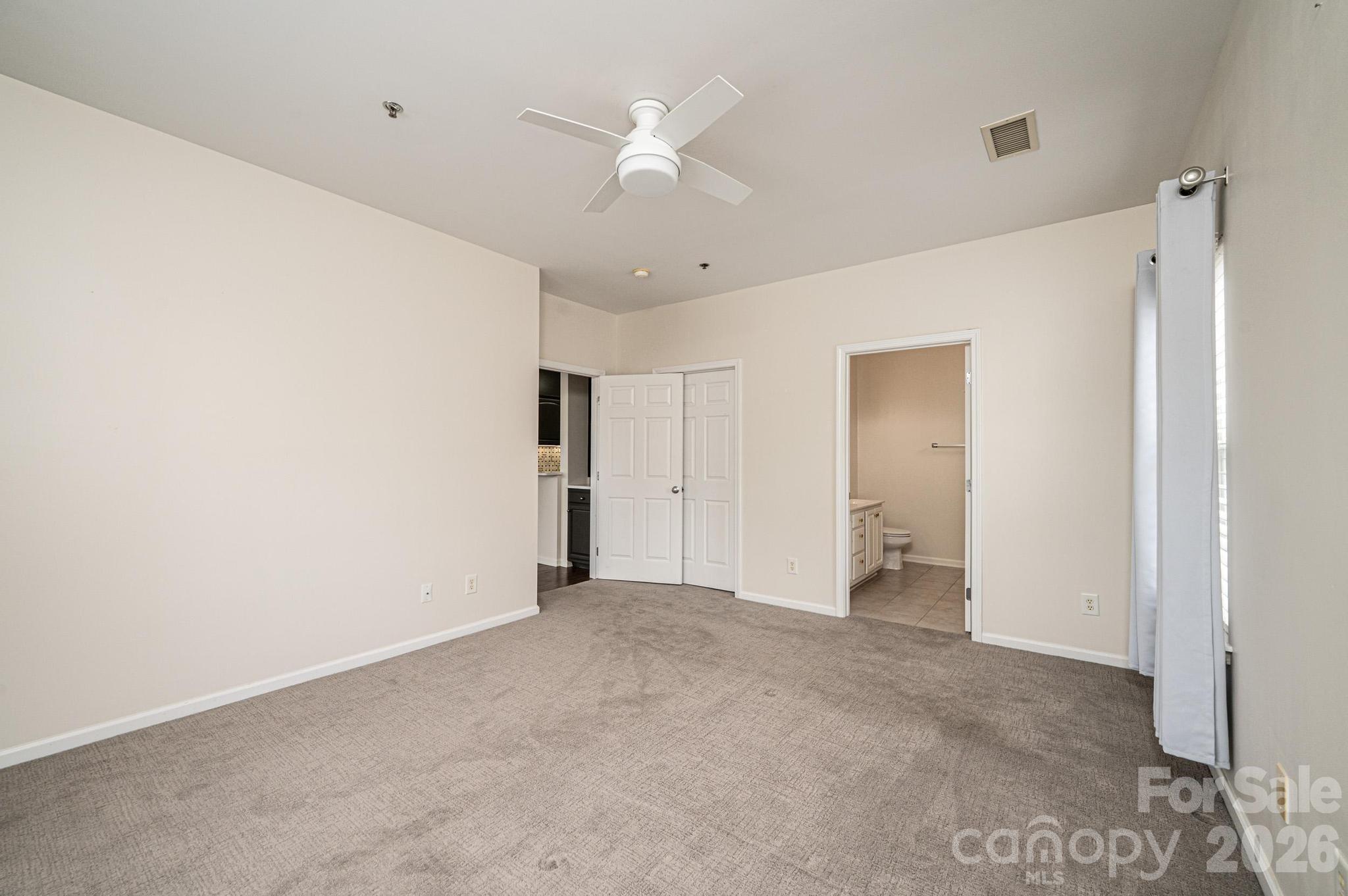 1410 4th Street Drive NW #201 — Hickory