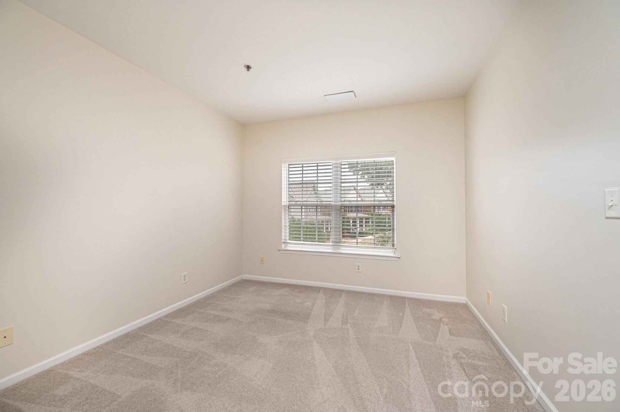 1410 4th Street Drive NW #201 — Hickory