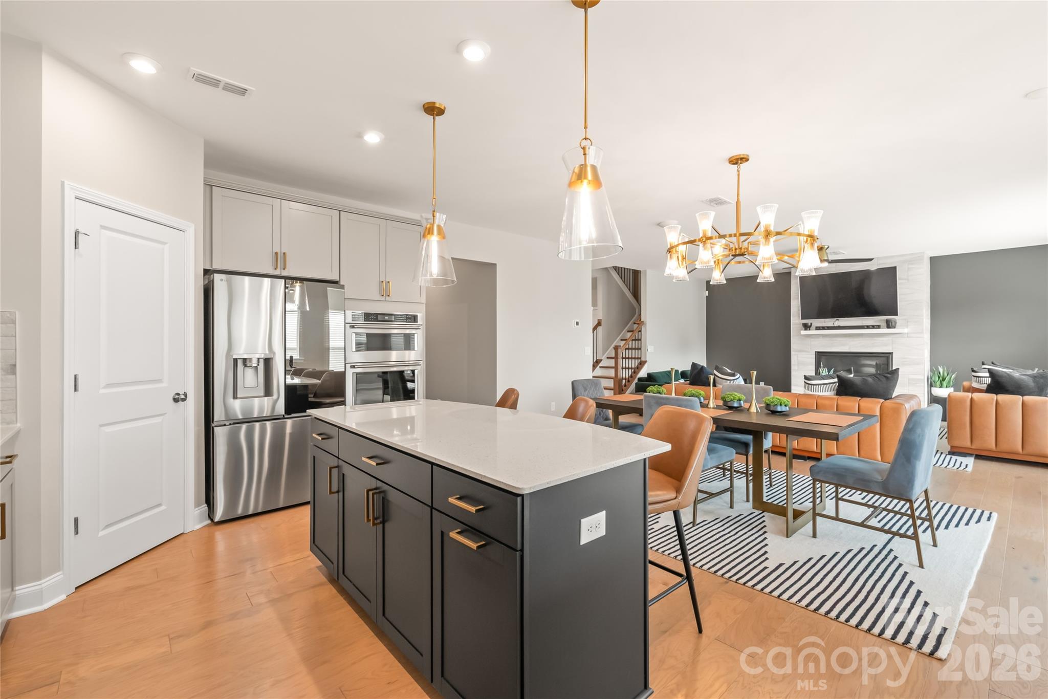 12205 Hollinhope Drive — Charlotte