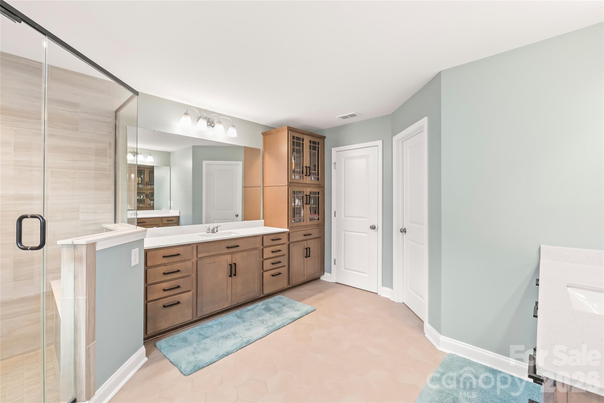 12205 Hollinhope Drive — Charlotte