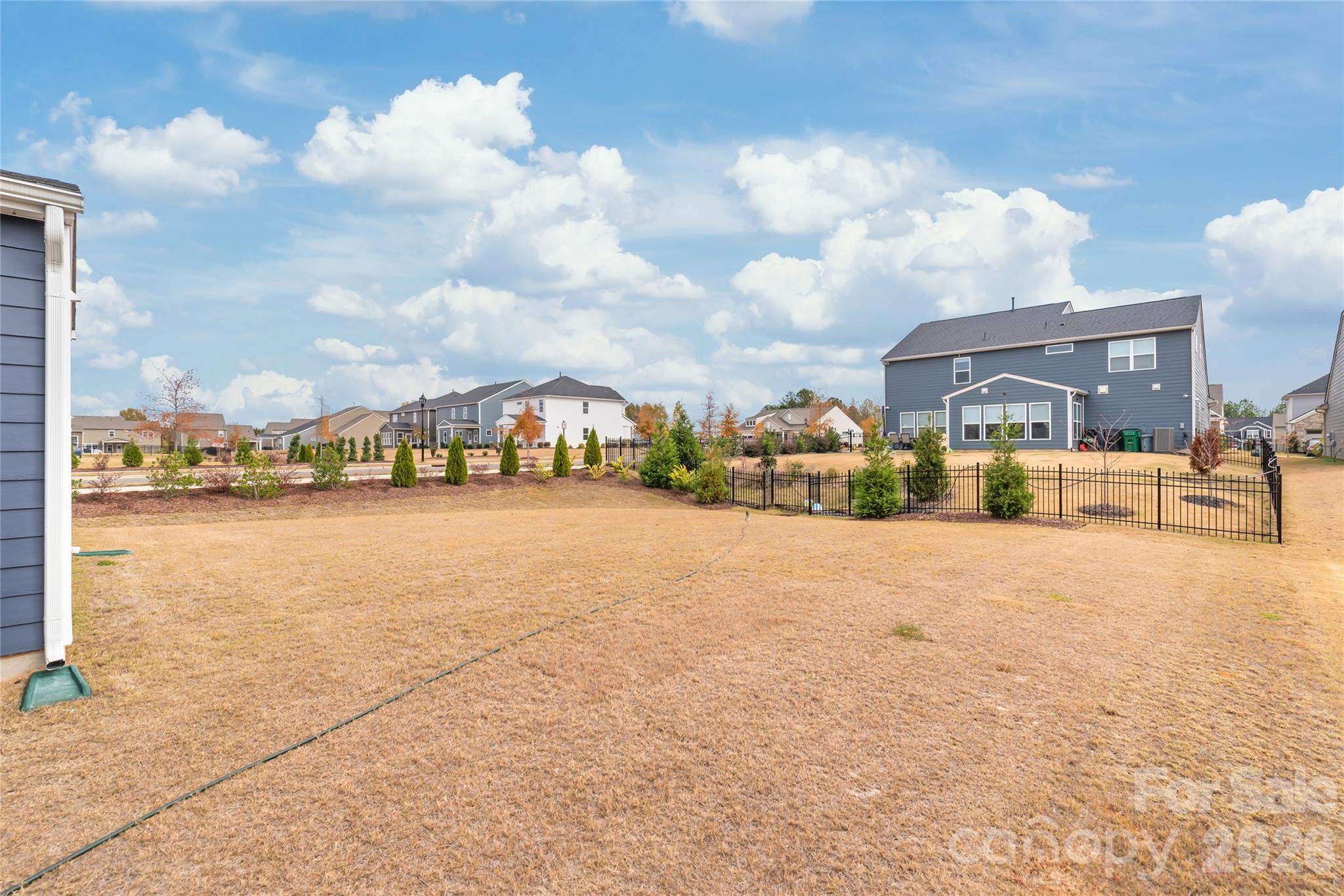 12205 Hollinhope Drive — Charlotte