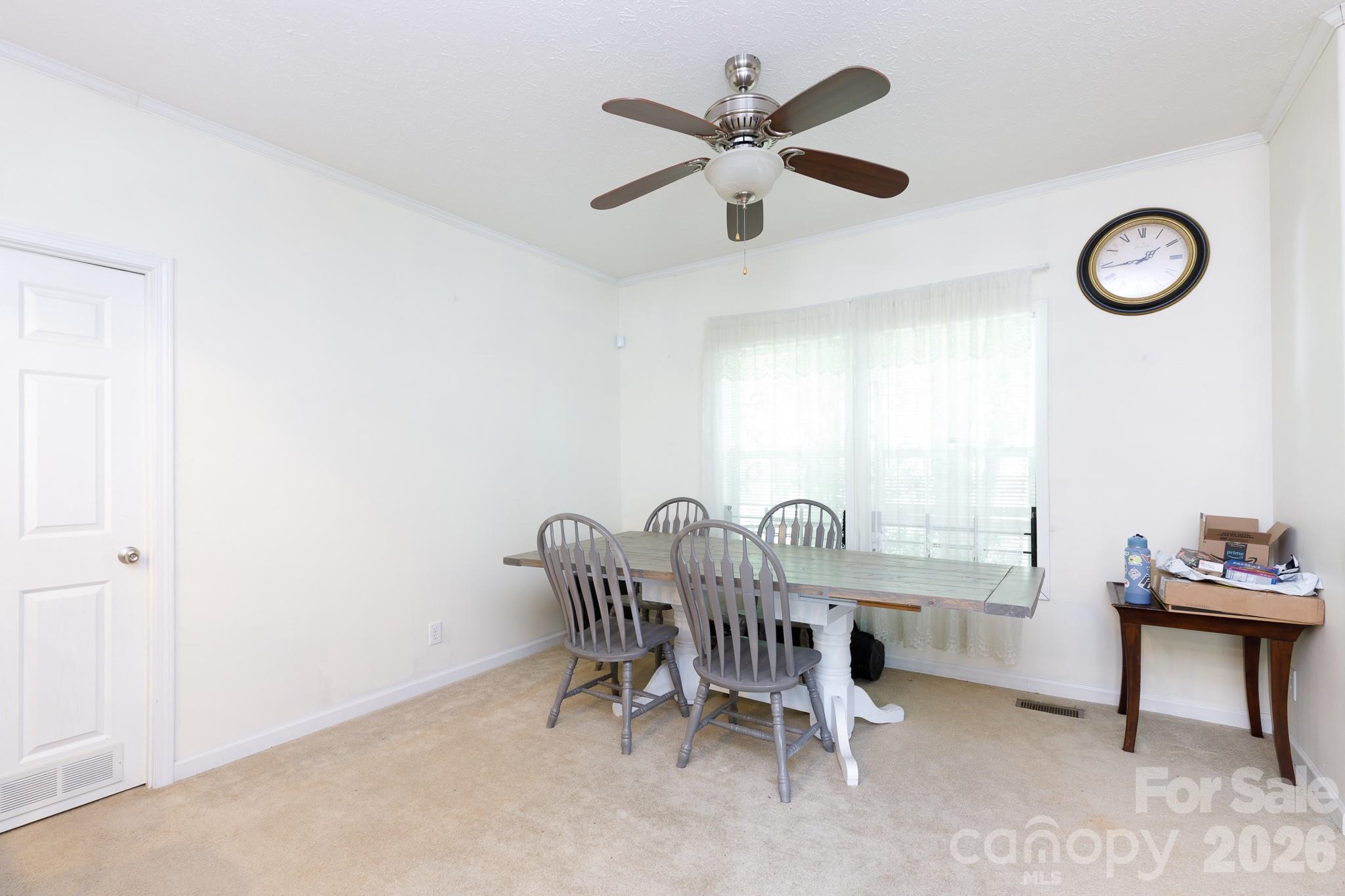 854 Butler Lake Road — Chester