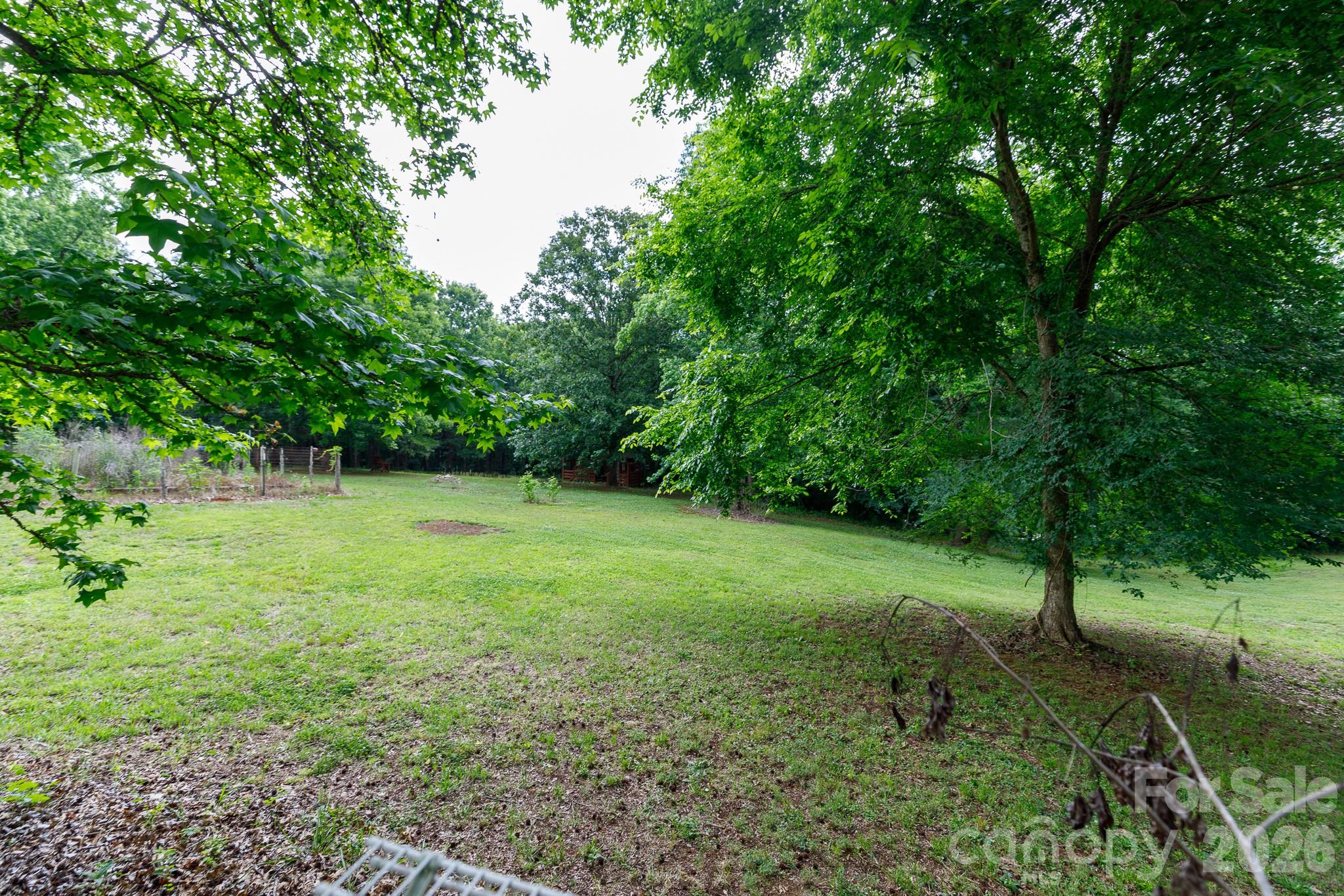 854 Butler Lake Road — Chester