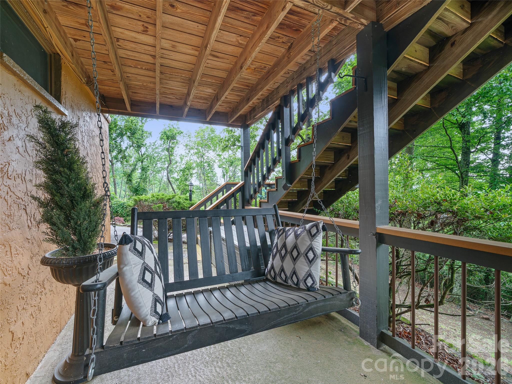 357 Rosewood Lane — Burnsville