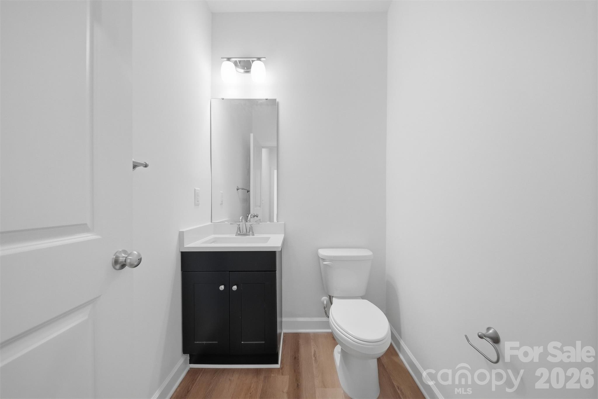 1147 10th Street Lane NW — Hickory
