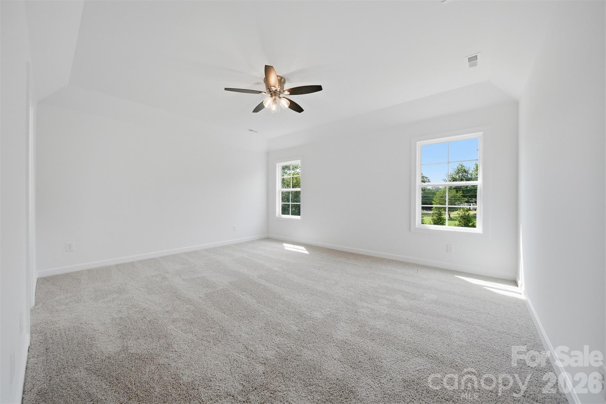 1147 10th Street Lane NW — Hickory