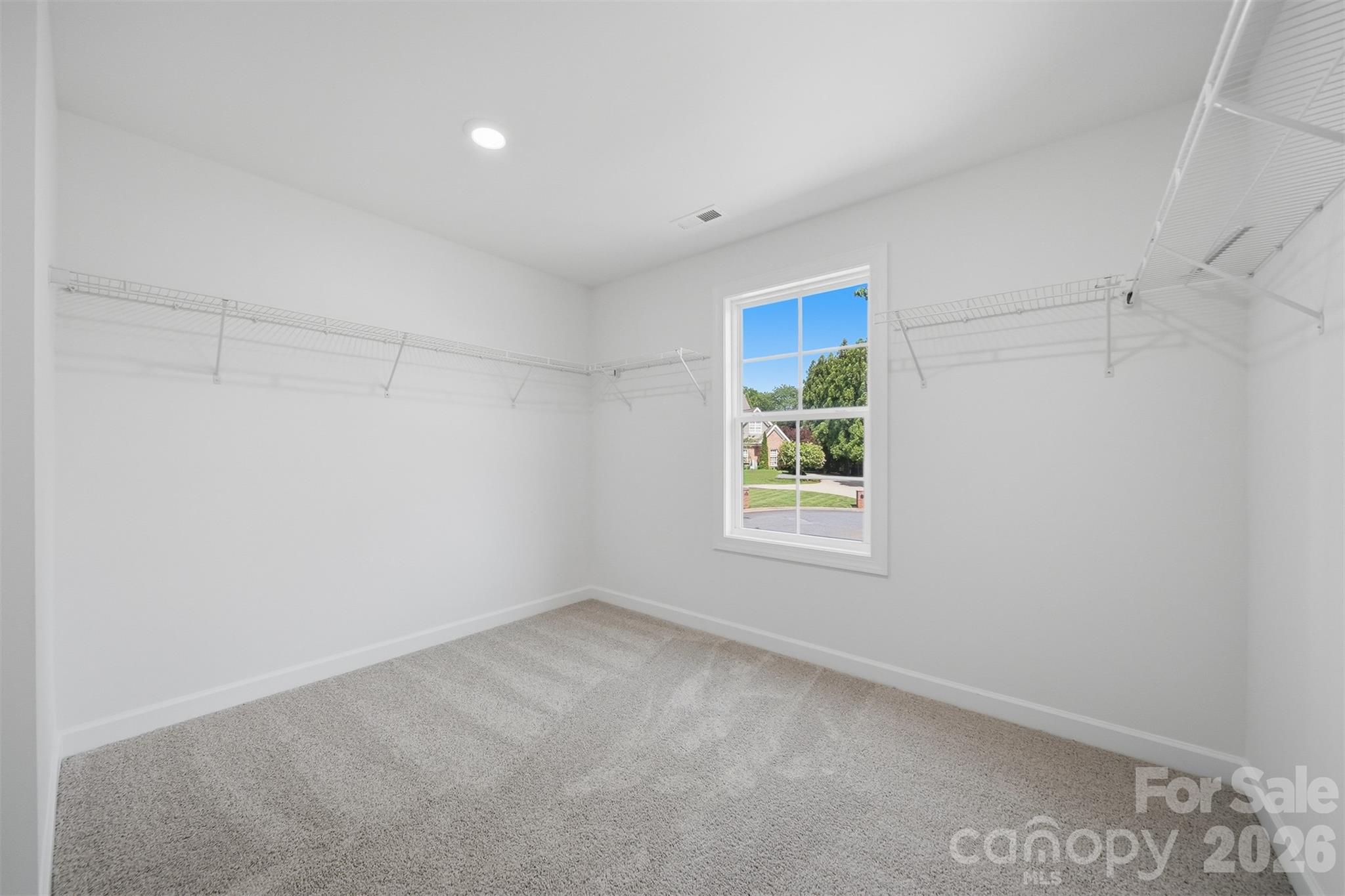 1147 10th Street Lane NW — Hickory