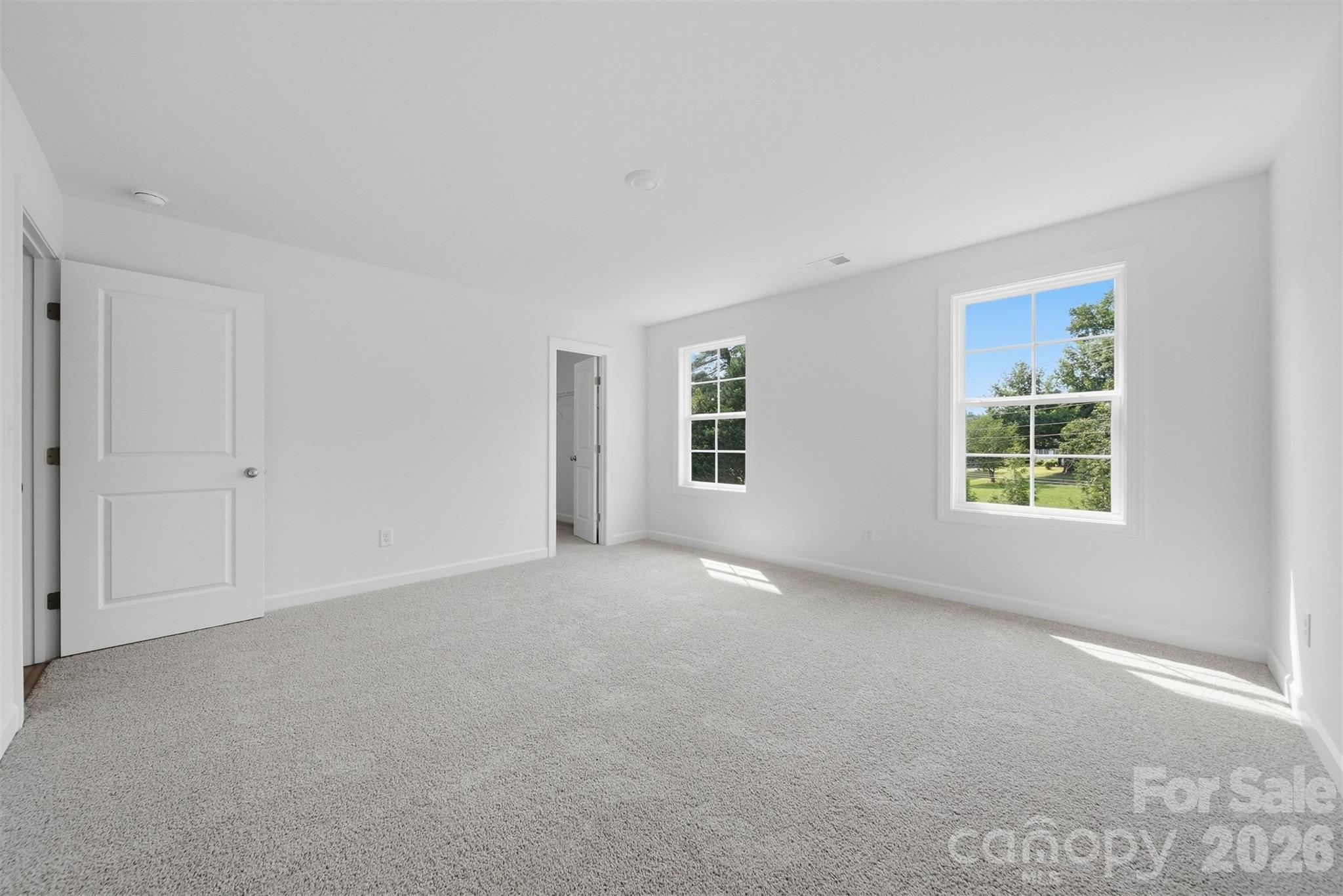 1147 10th Street Lane NW — Hickory