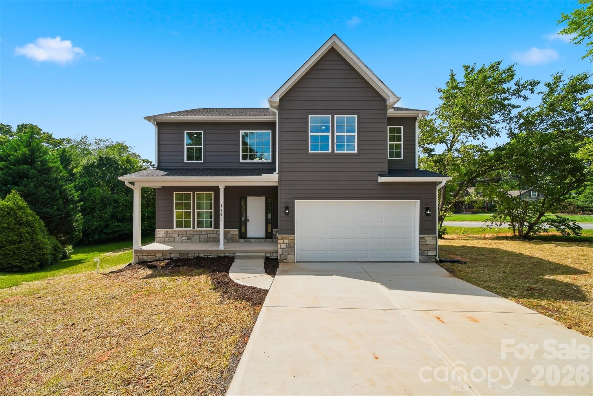 1147 10th Street Lane NW — Hickory