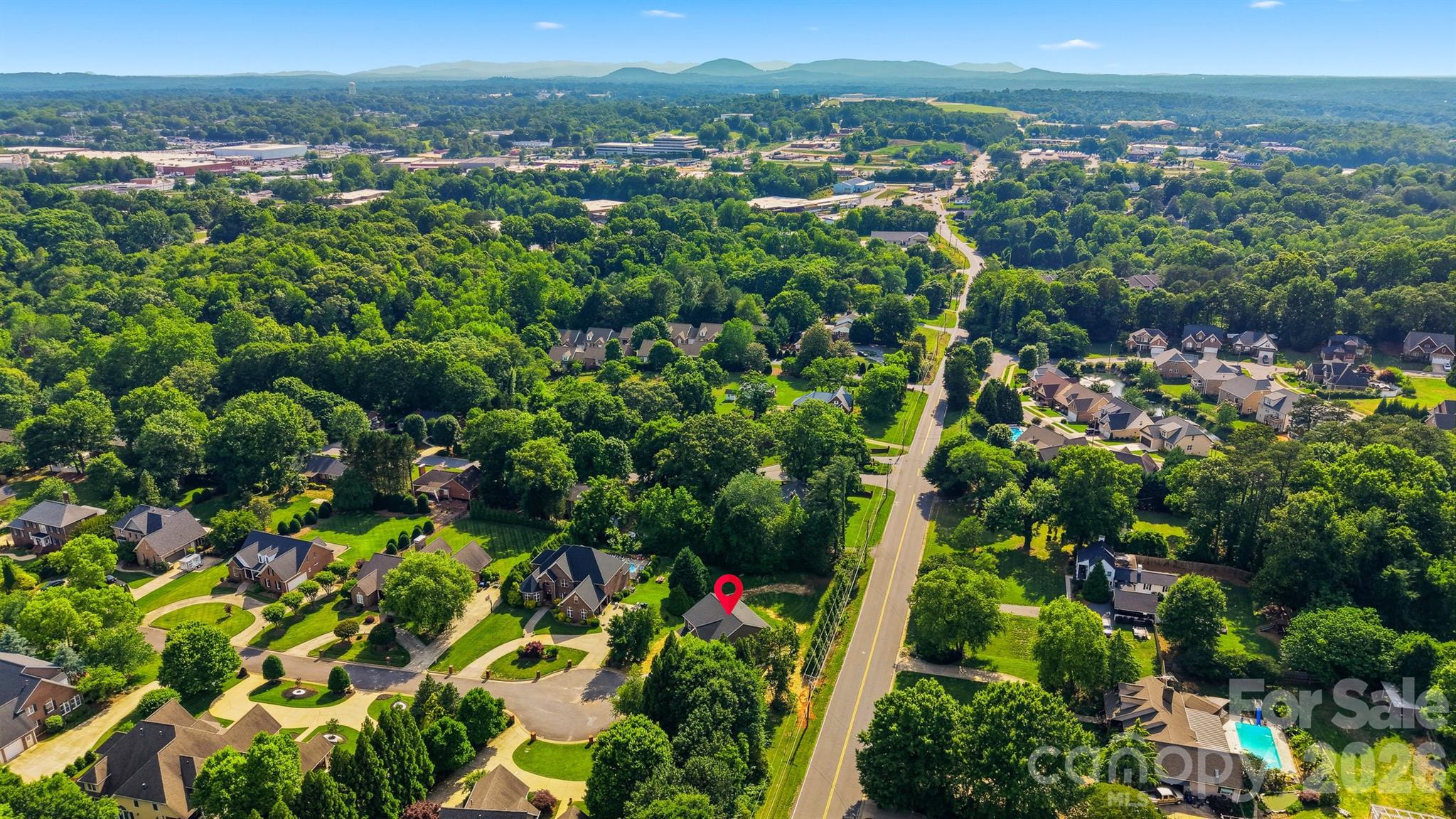 1147 10th Street Lane NW — Hickory
